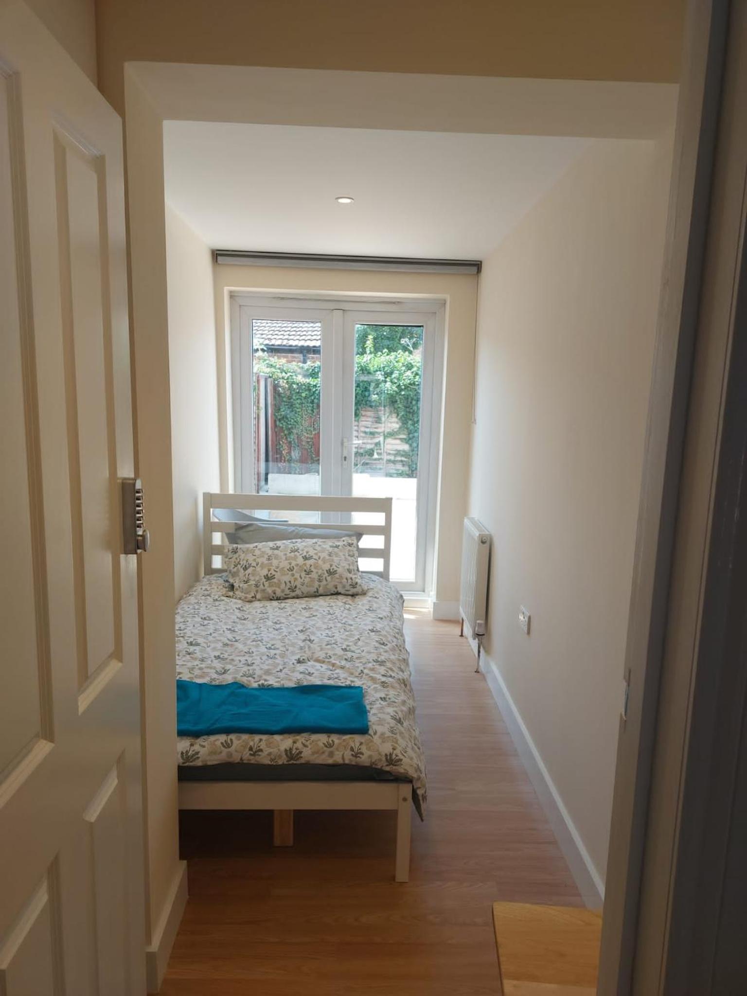 Single Room photo 1