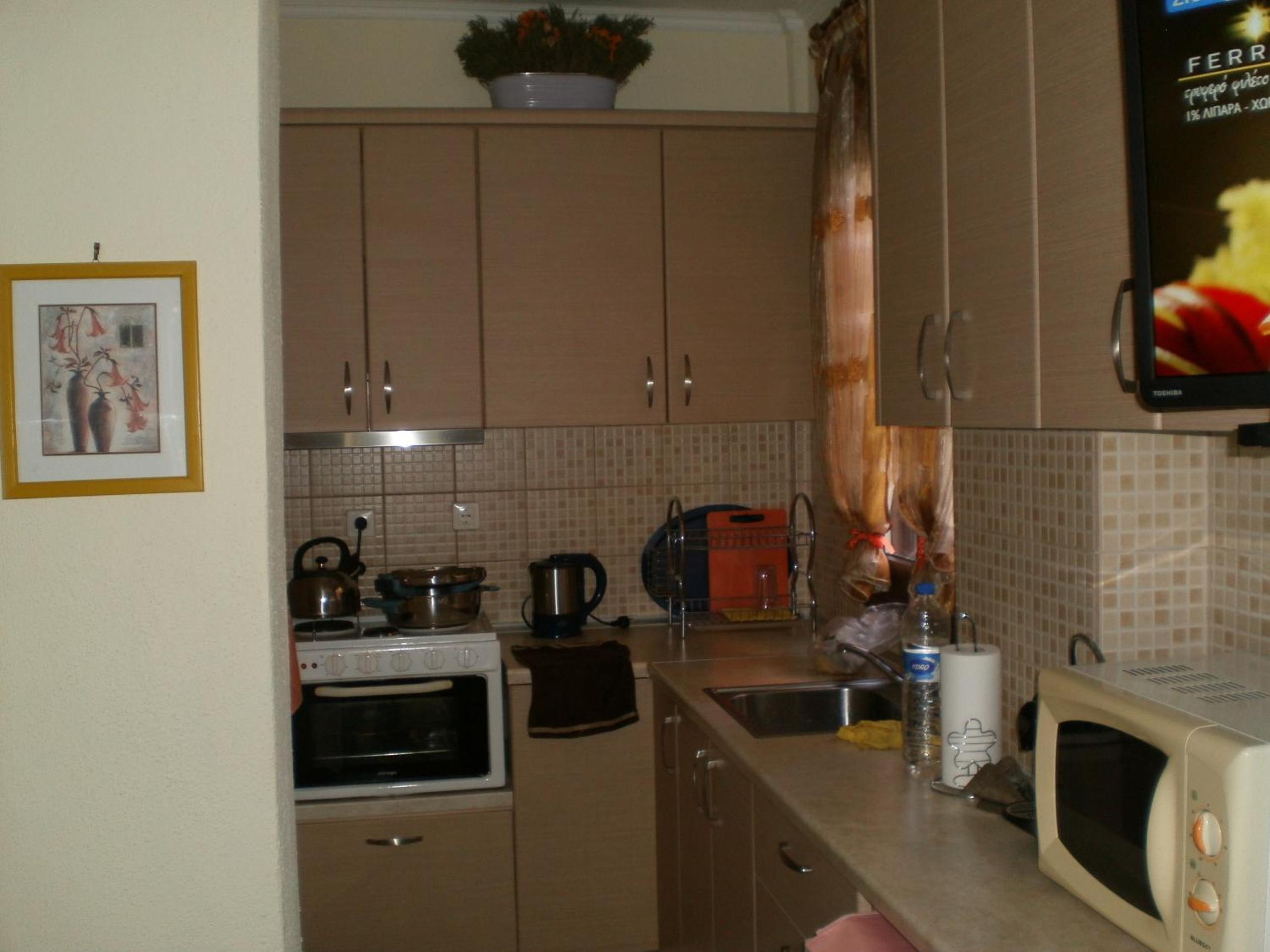 One-Bedroom Apartment - Photo 1