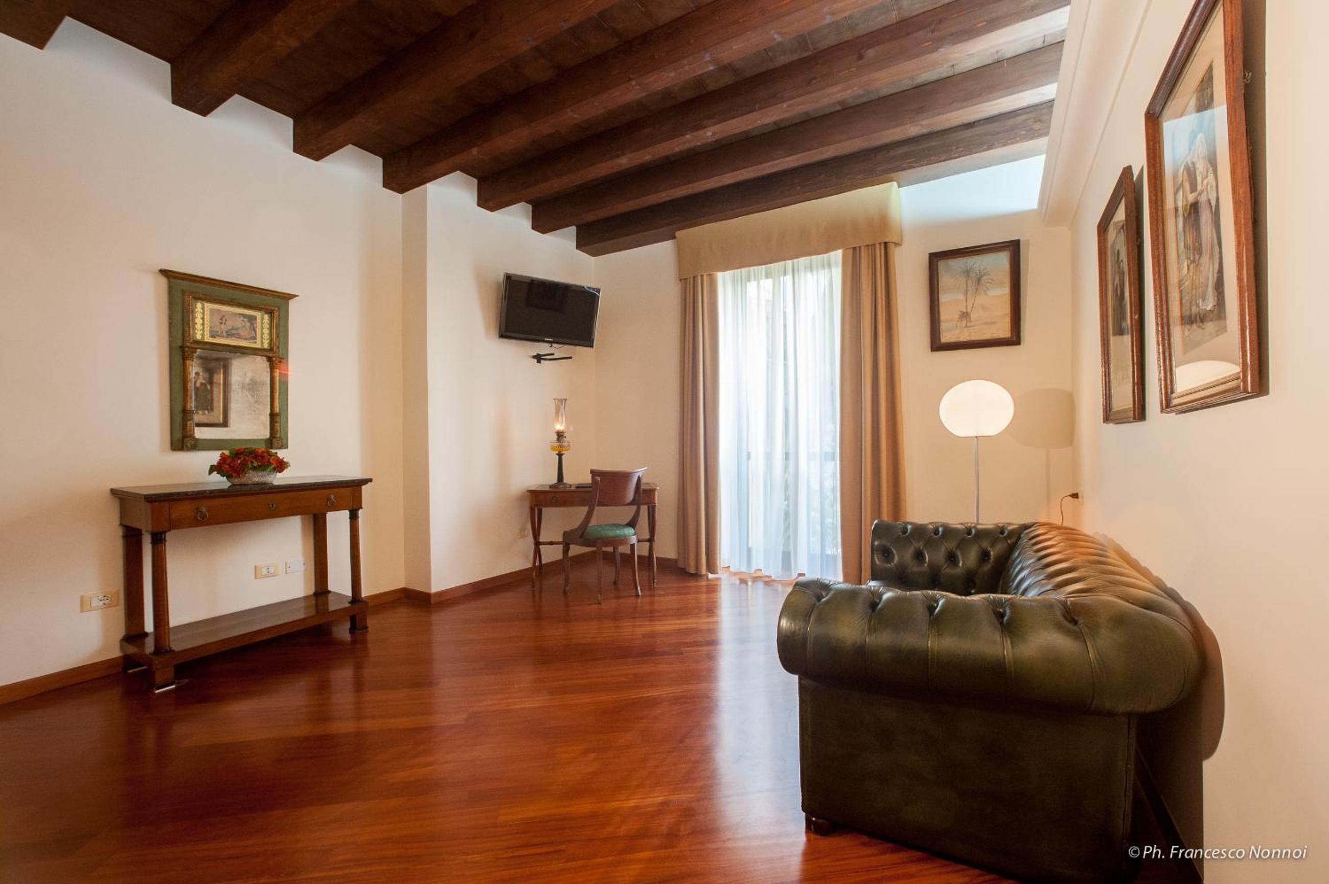 Suite photo 3