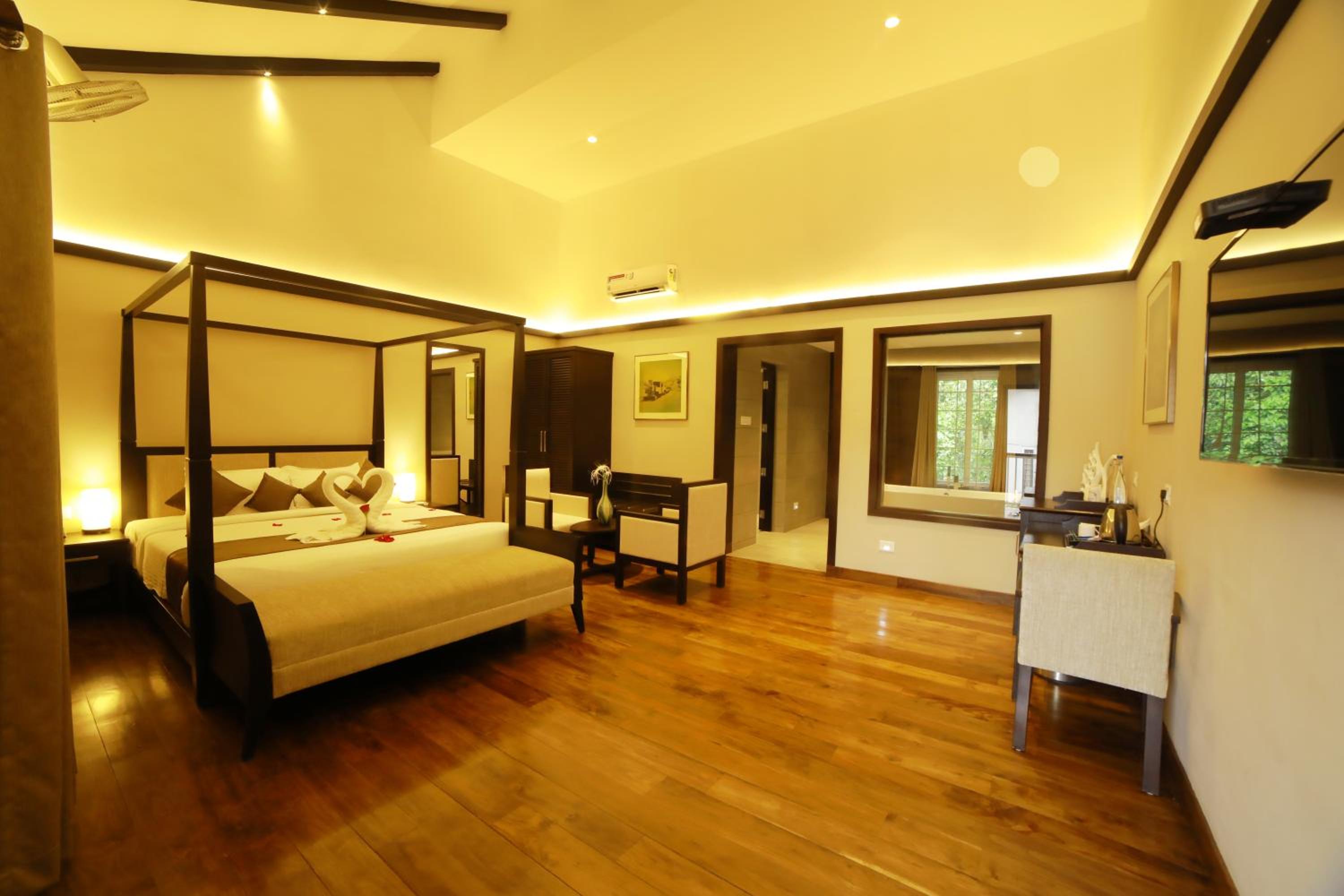 Honeymoon Suite with Bathtub, Complimentary Pedal Boat & Zip Lining - Photo 1