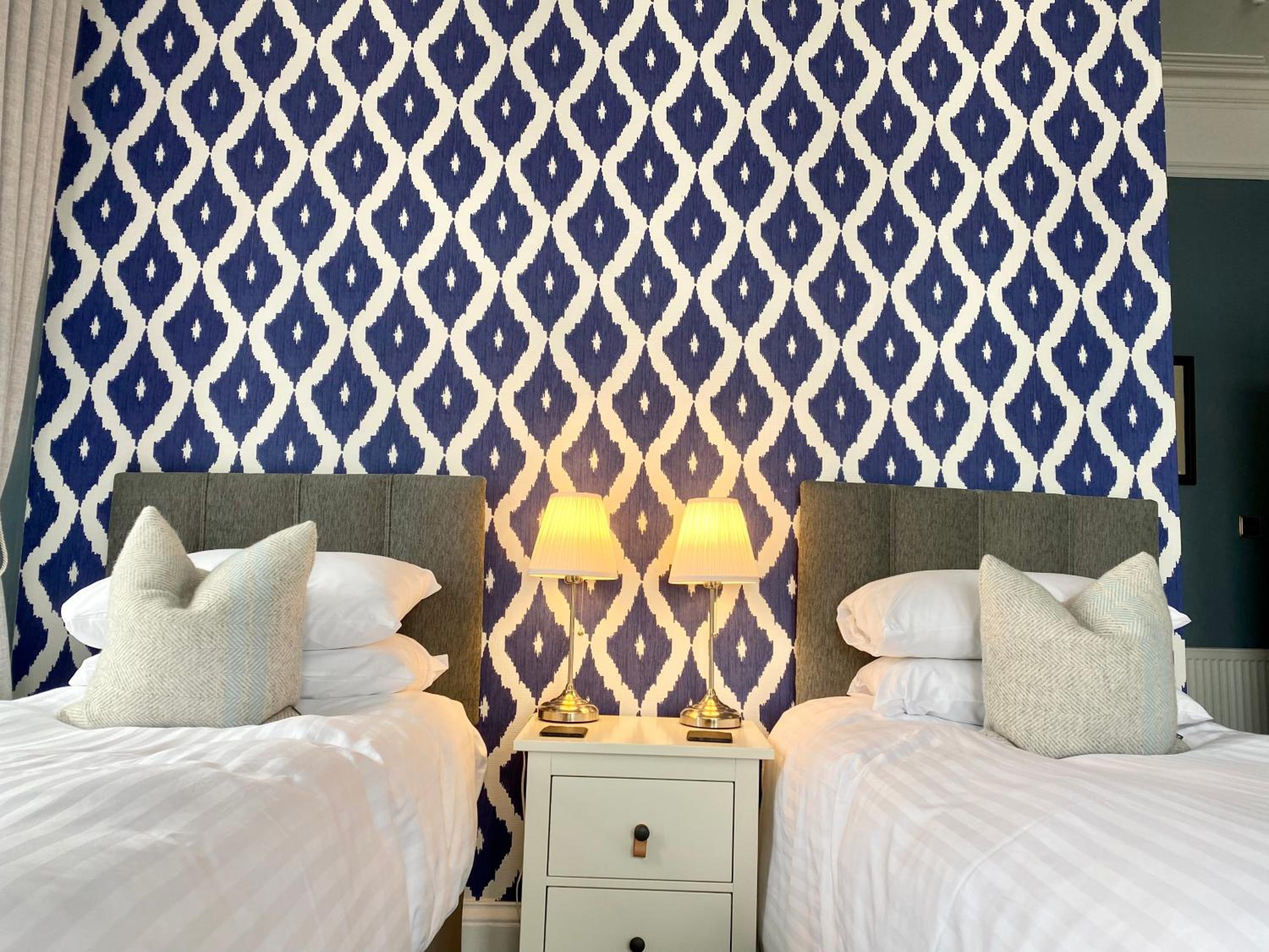 Twin Room with Sea View - Photo 3