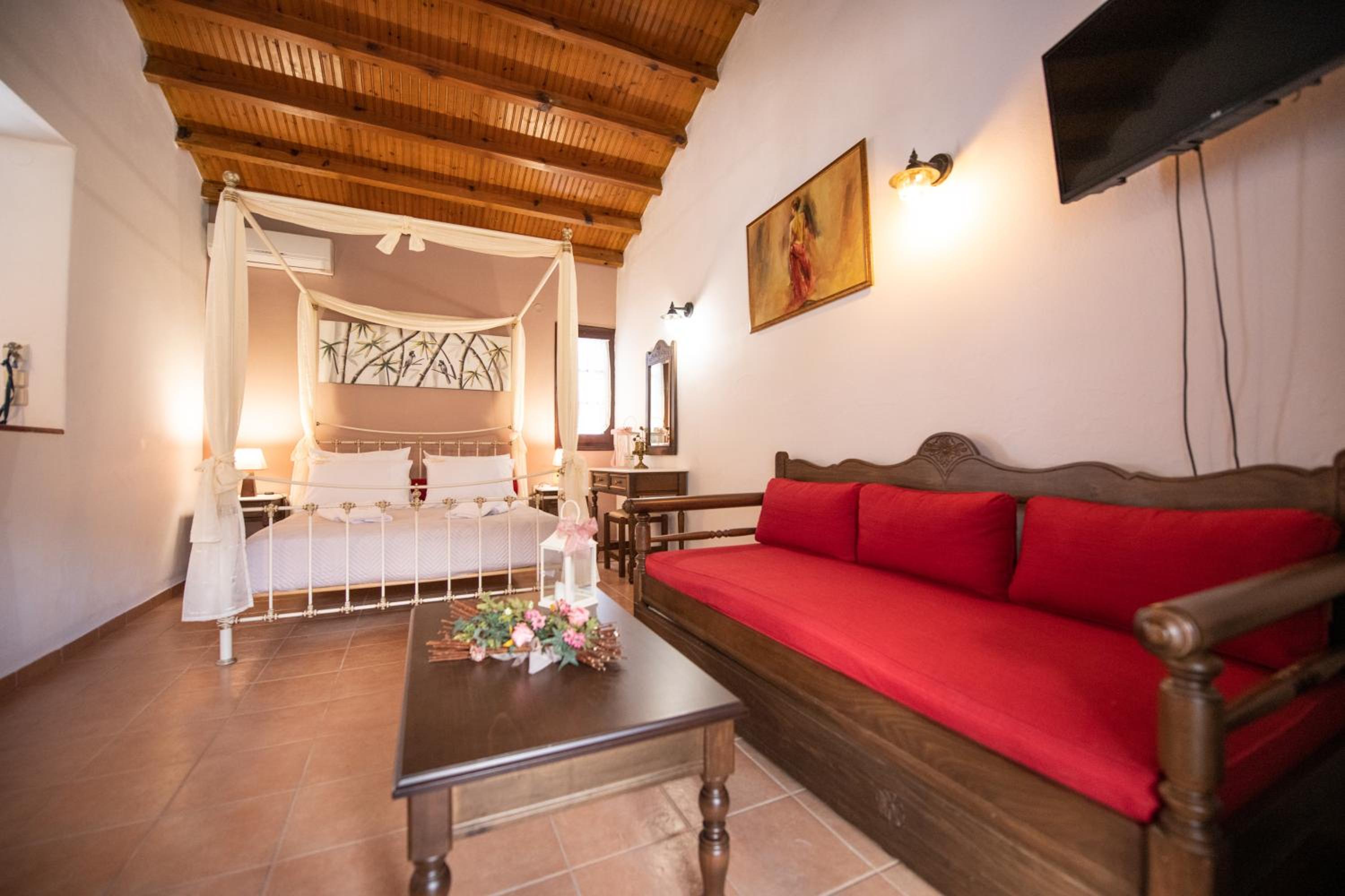 Honeymoon Suite with Panomaric View