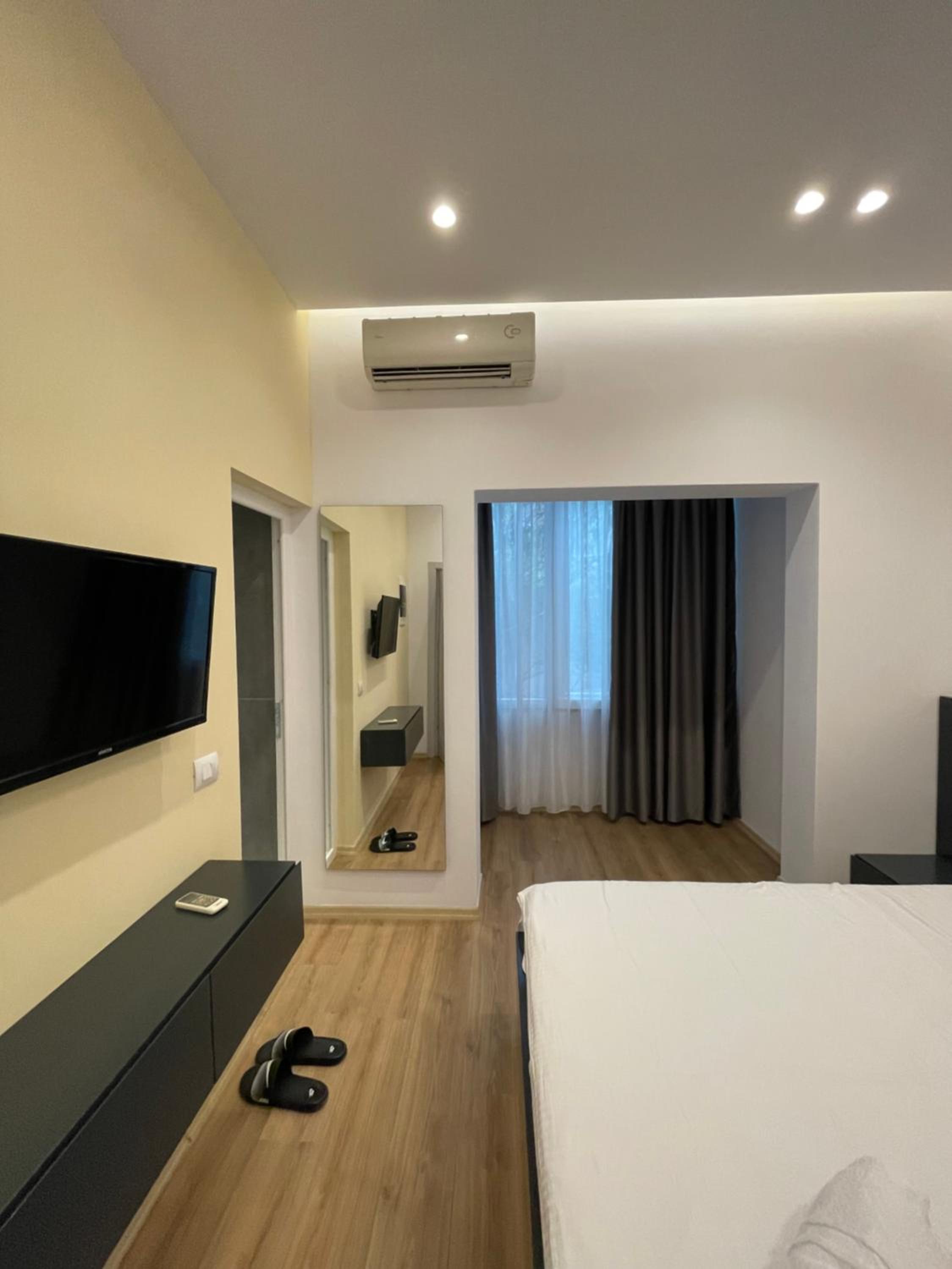 King Room with Garden View