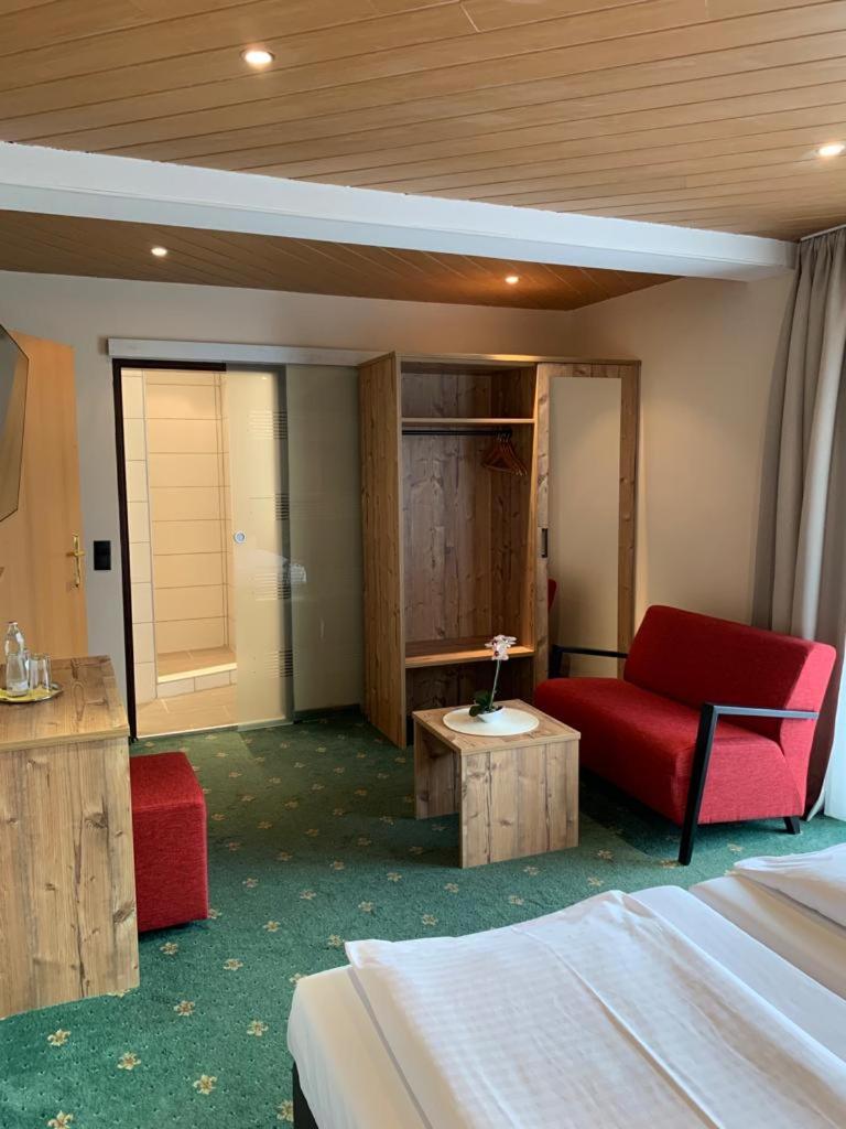 Double or Twin Room with Balcony photo 1