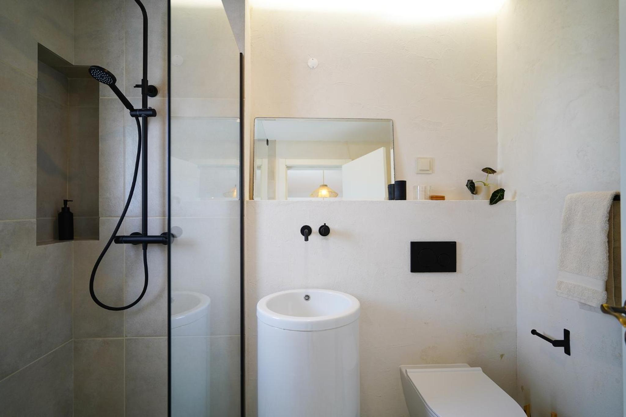 Twin Room with Balcony photo 3