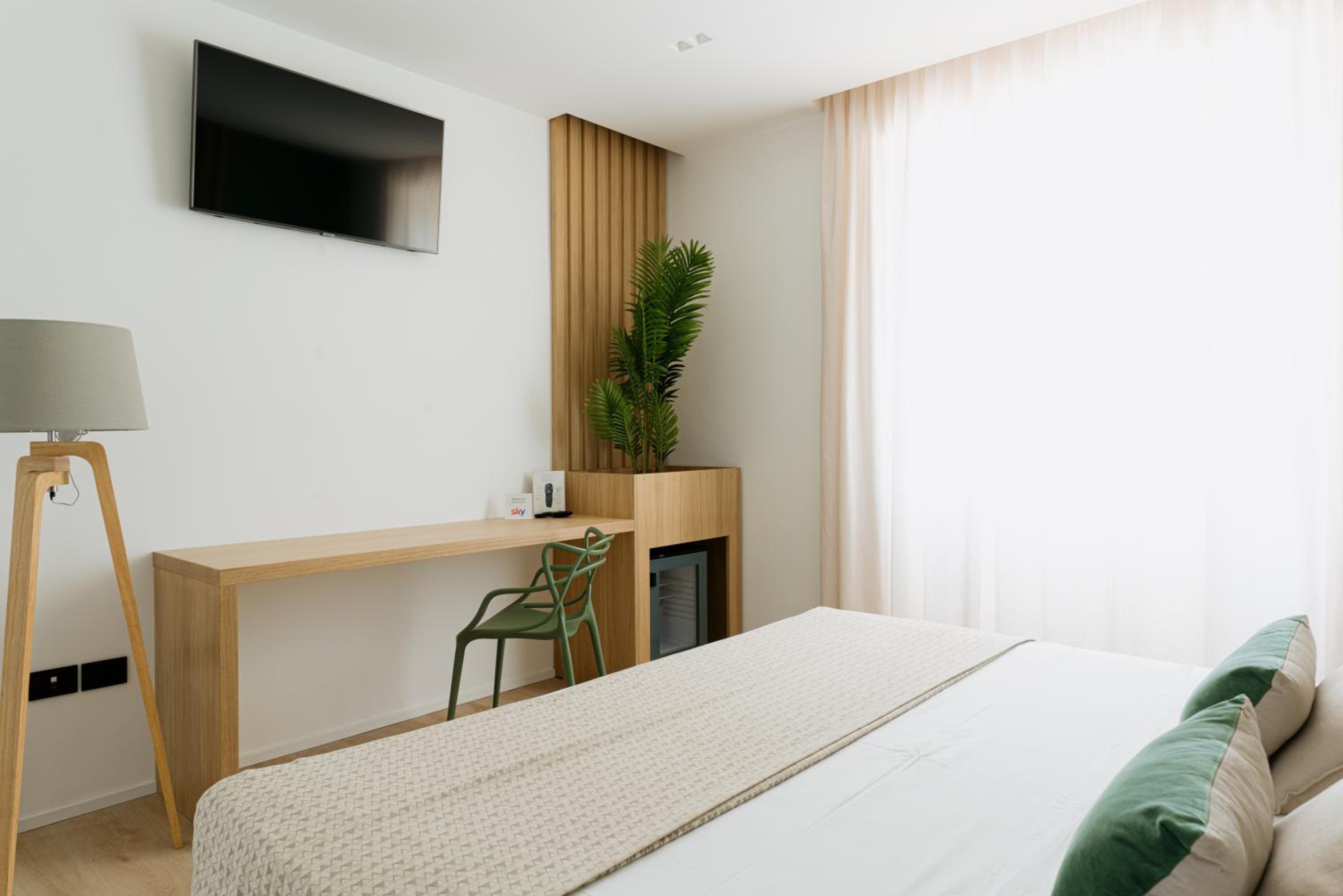 Superior Double Room - Photo 10