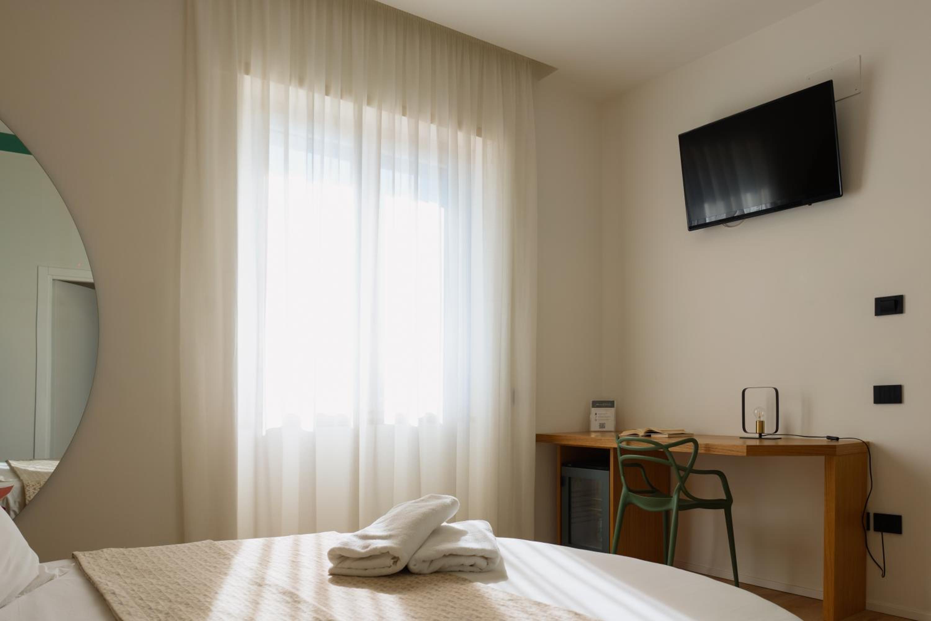 Junior Suite - Photo 12