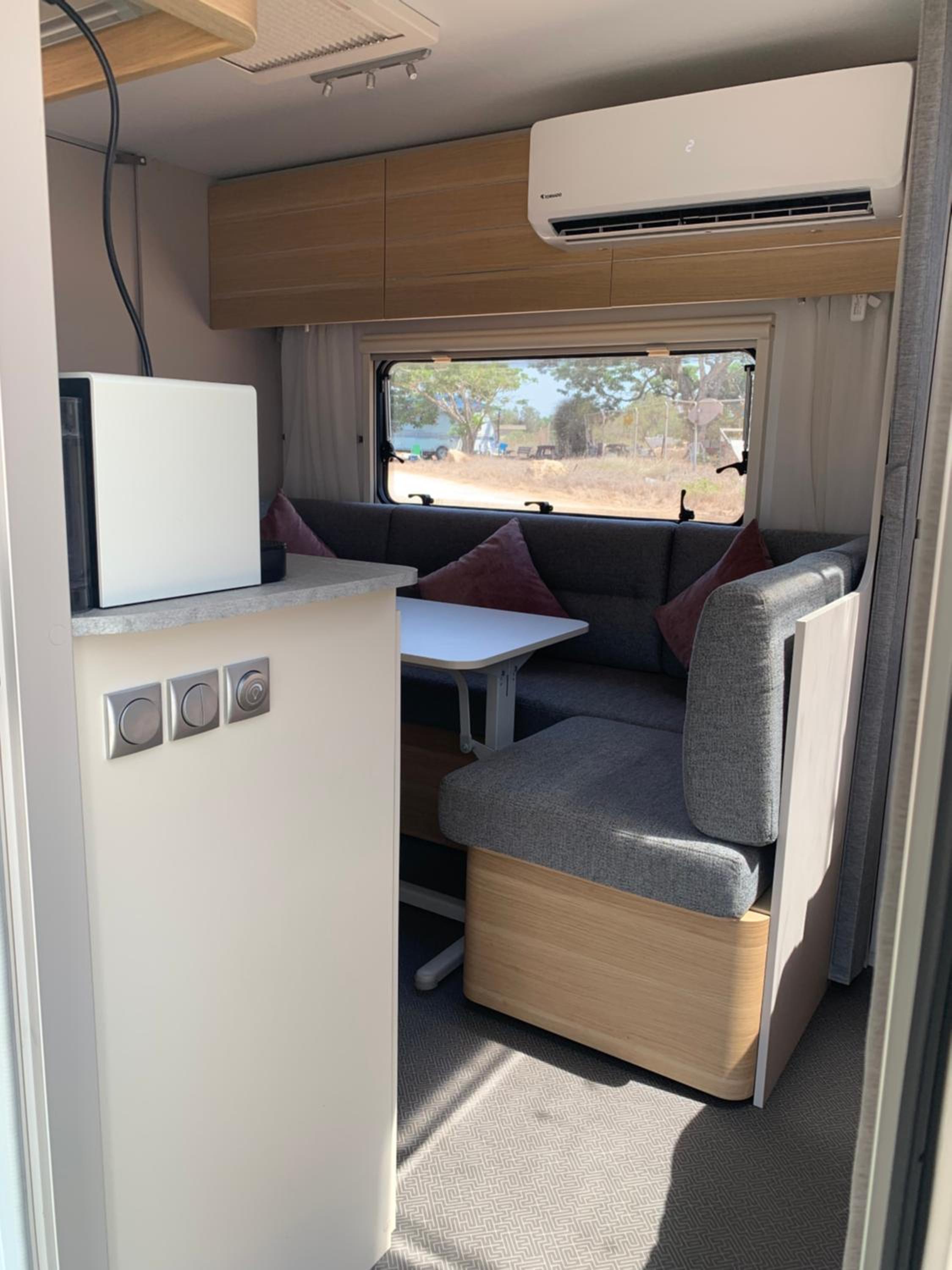 Caravan photo 3