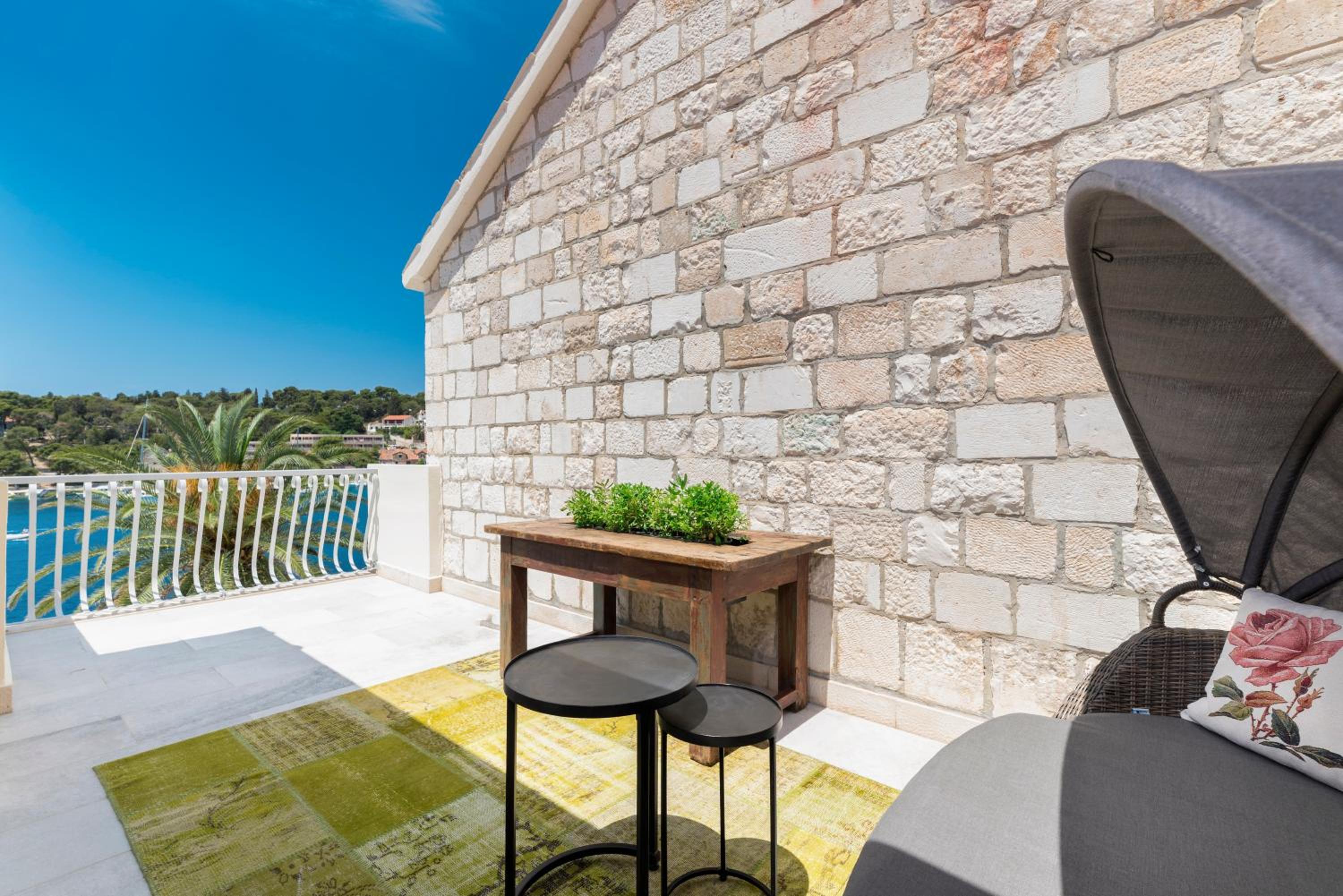 Riva Marina Terrace Suite Sea View - Photo 9