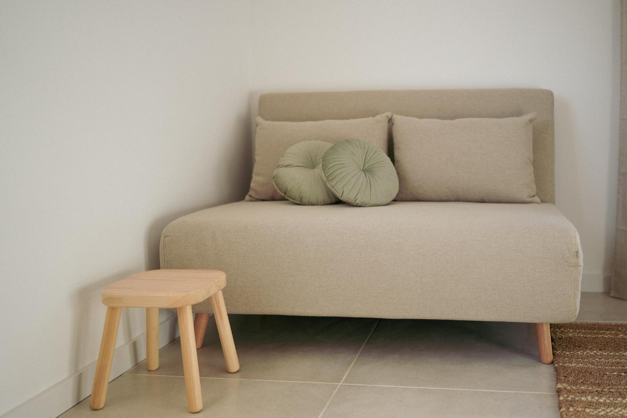 Family Room with Balcony photo 2