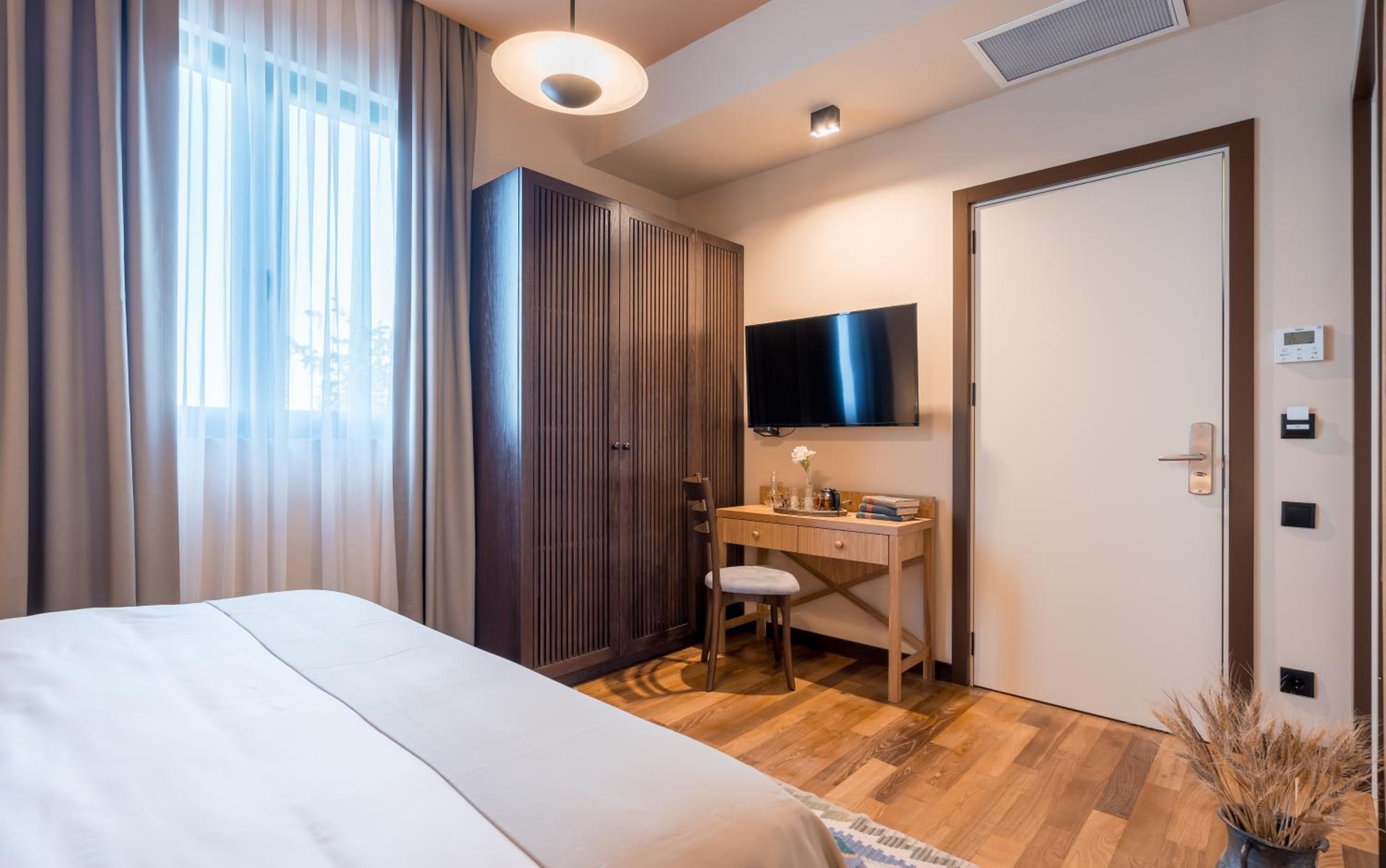 Standard Double or Twin Room photo 2