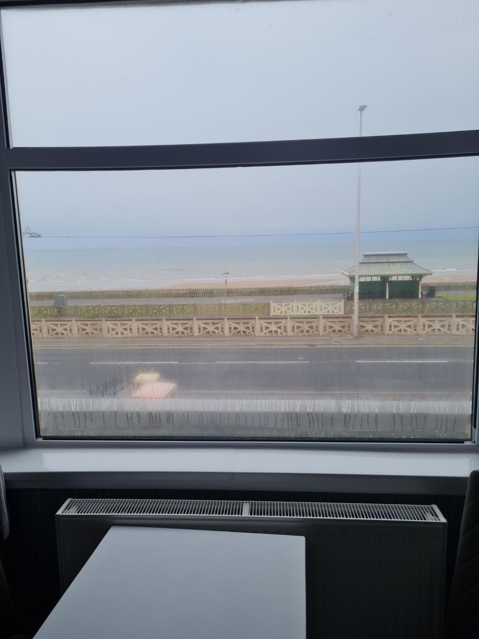 Superior Double Room with Sea View - Photo 6