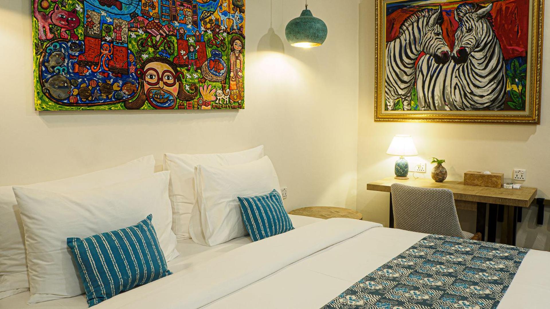 Deluxe Double Room with Sea View - Photo 3
