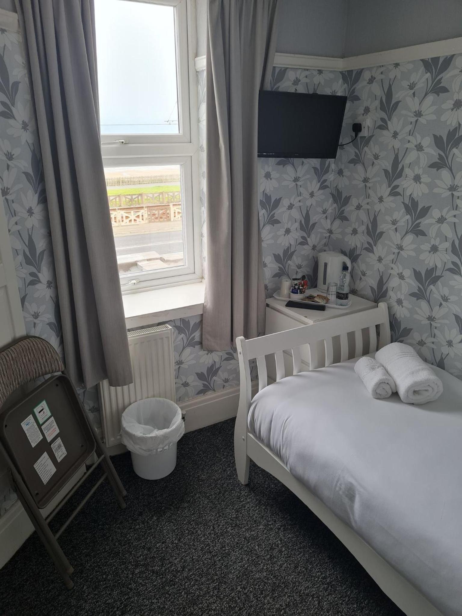 Single Room with Sea View photo 2