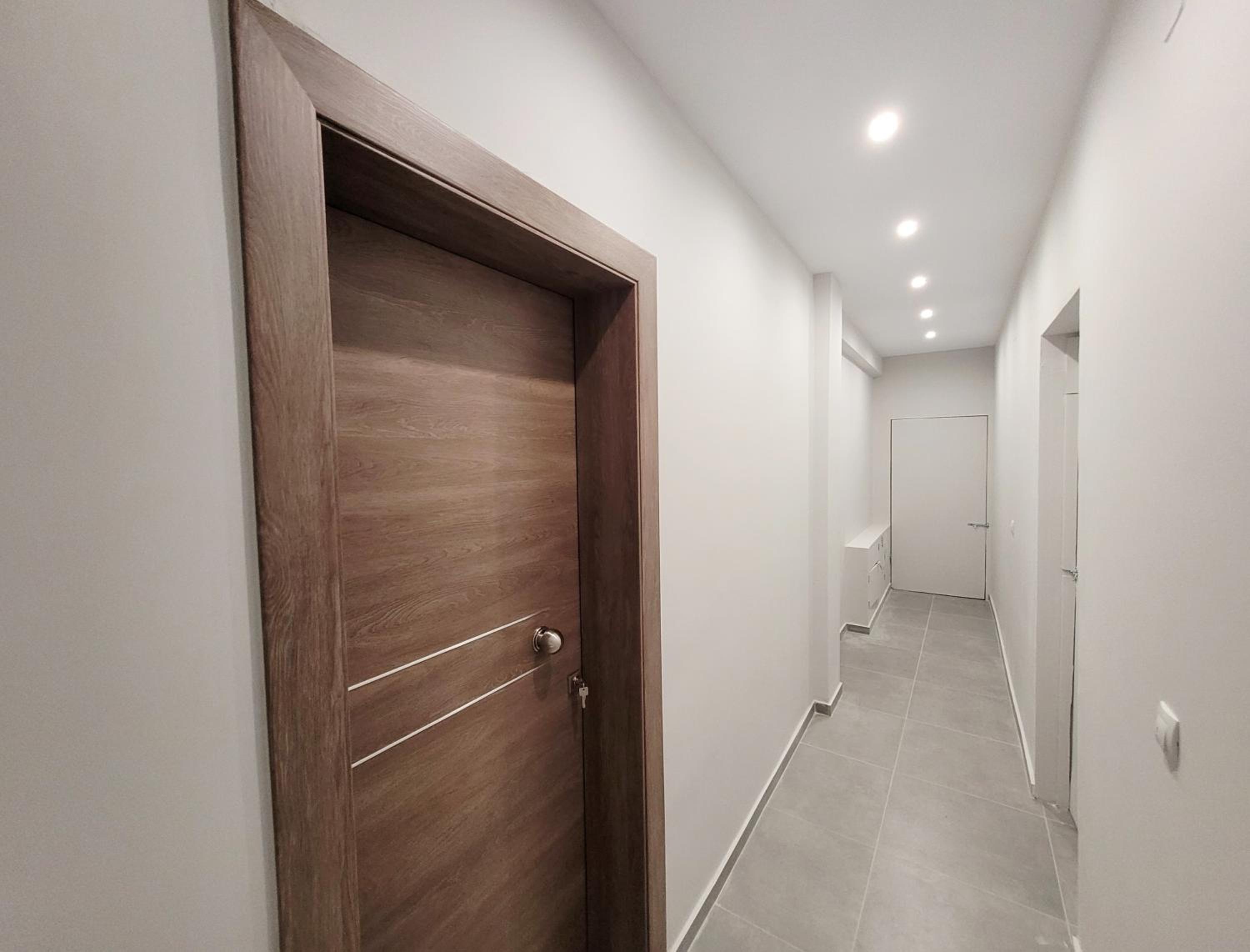 One-Bedroom Apartment - Photo 4