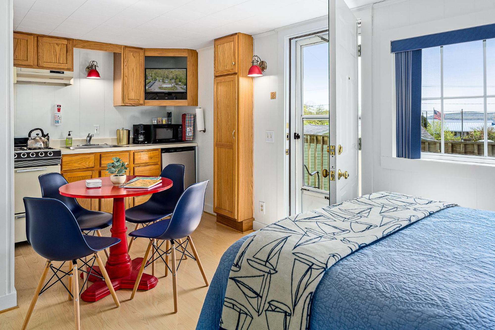 Studio Cottage with Two Double Beds, photo 7