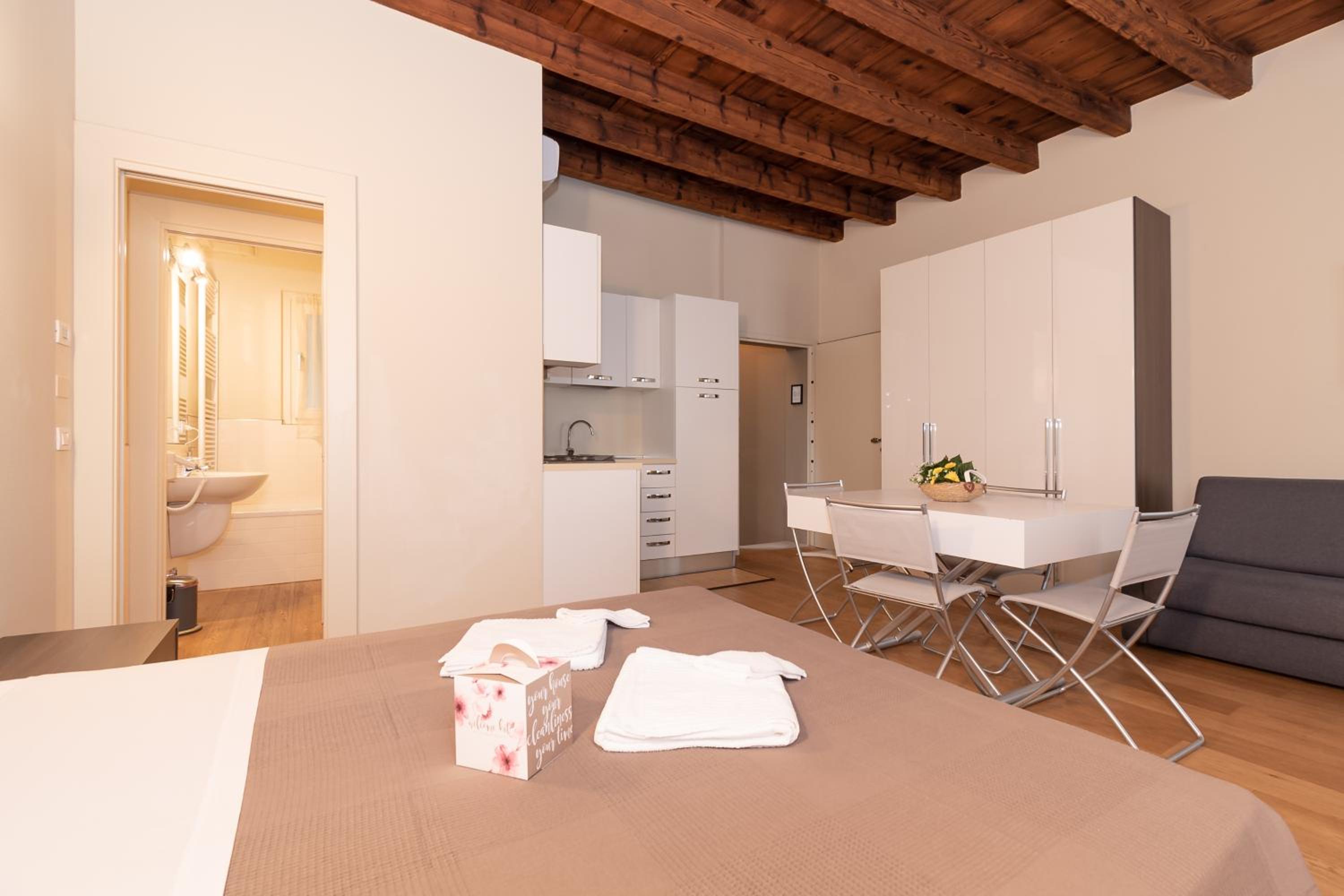 Standard Apartment photo 1