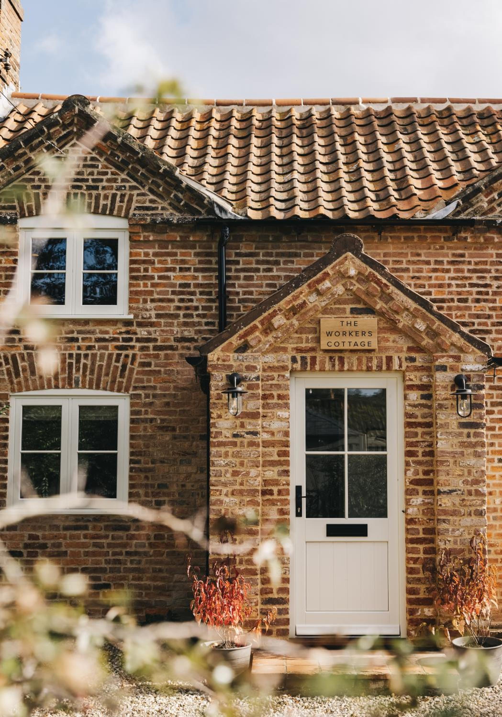 Three-Bedroom House photo 2