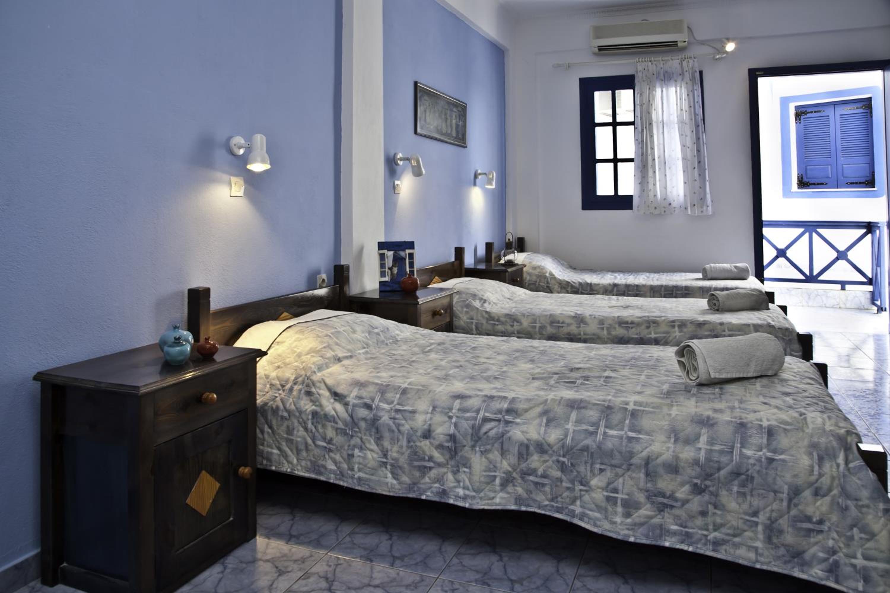 Triple room by the Pool - Photo 7