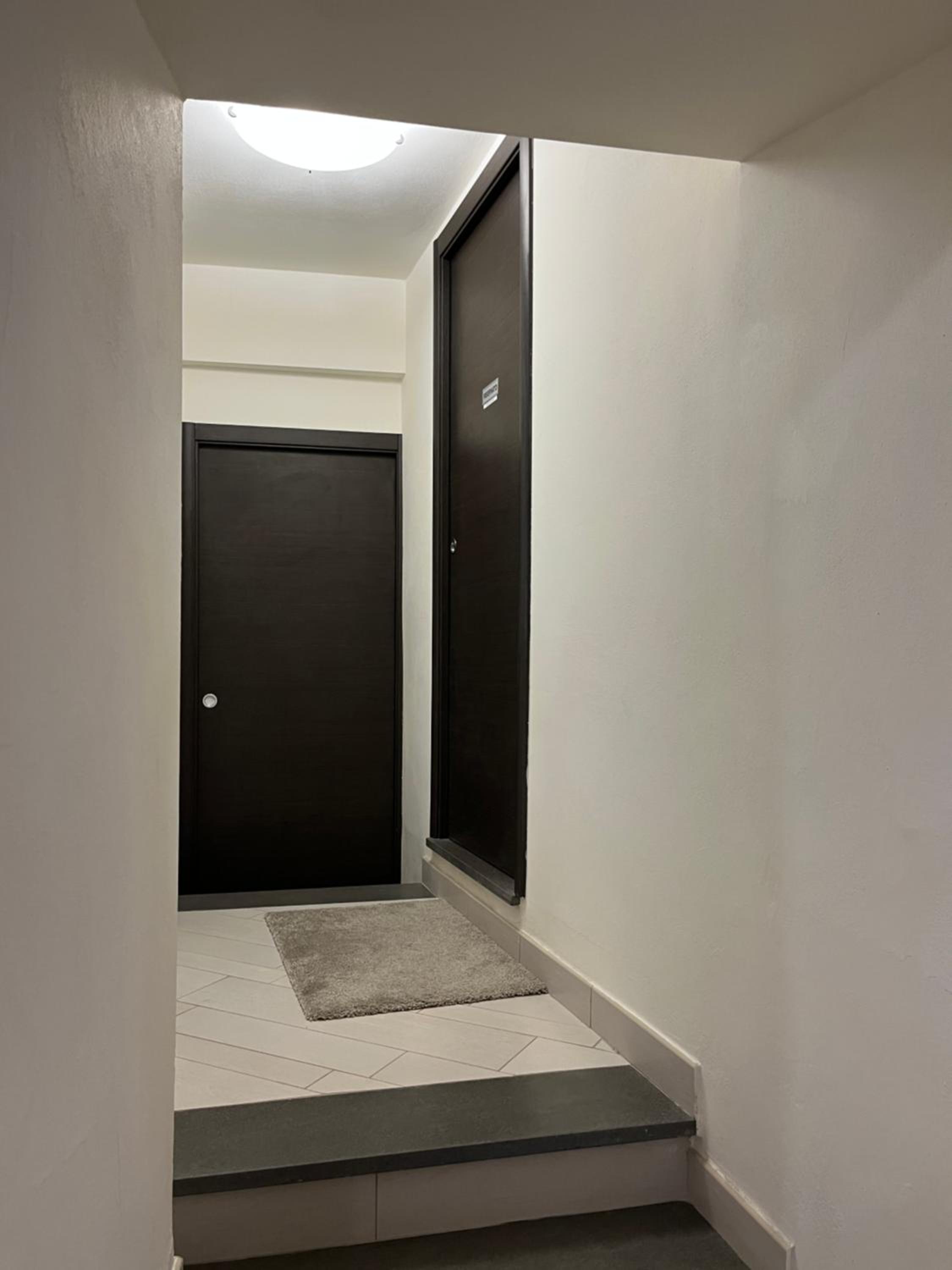 One-Bedroom Apartment - Photo 7