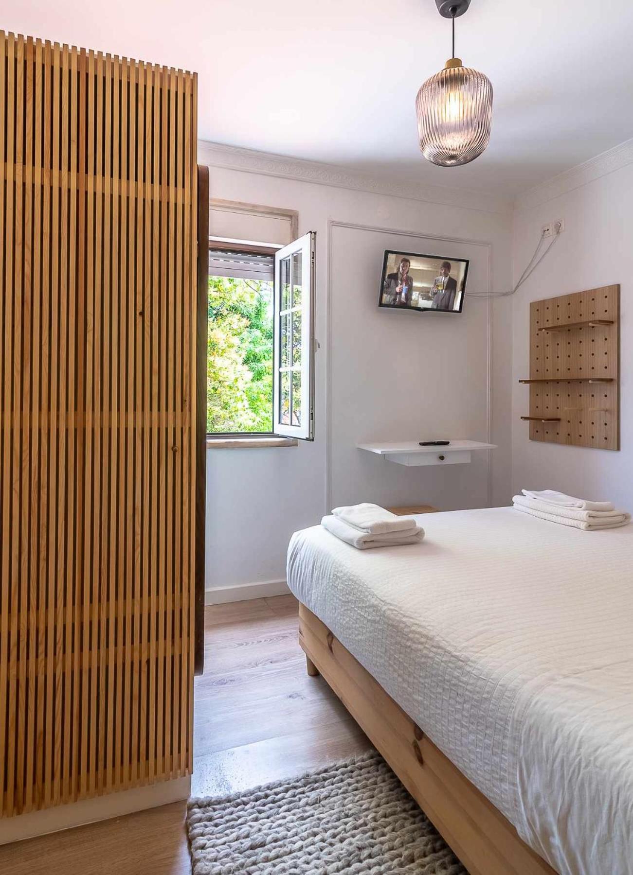 Standard Double Room with Shared Bathroom
