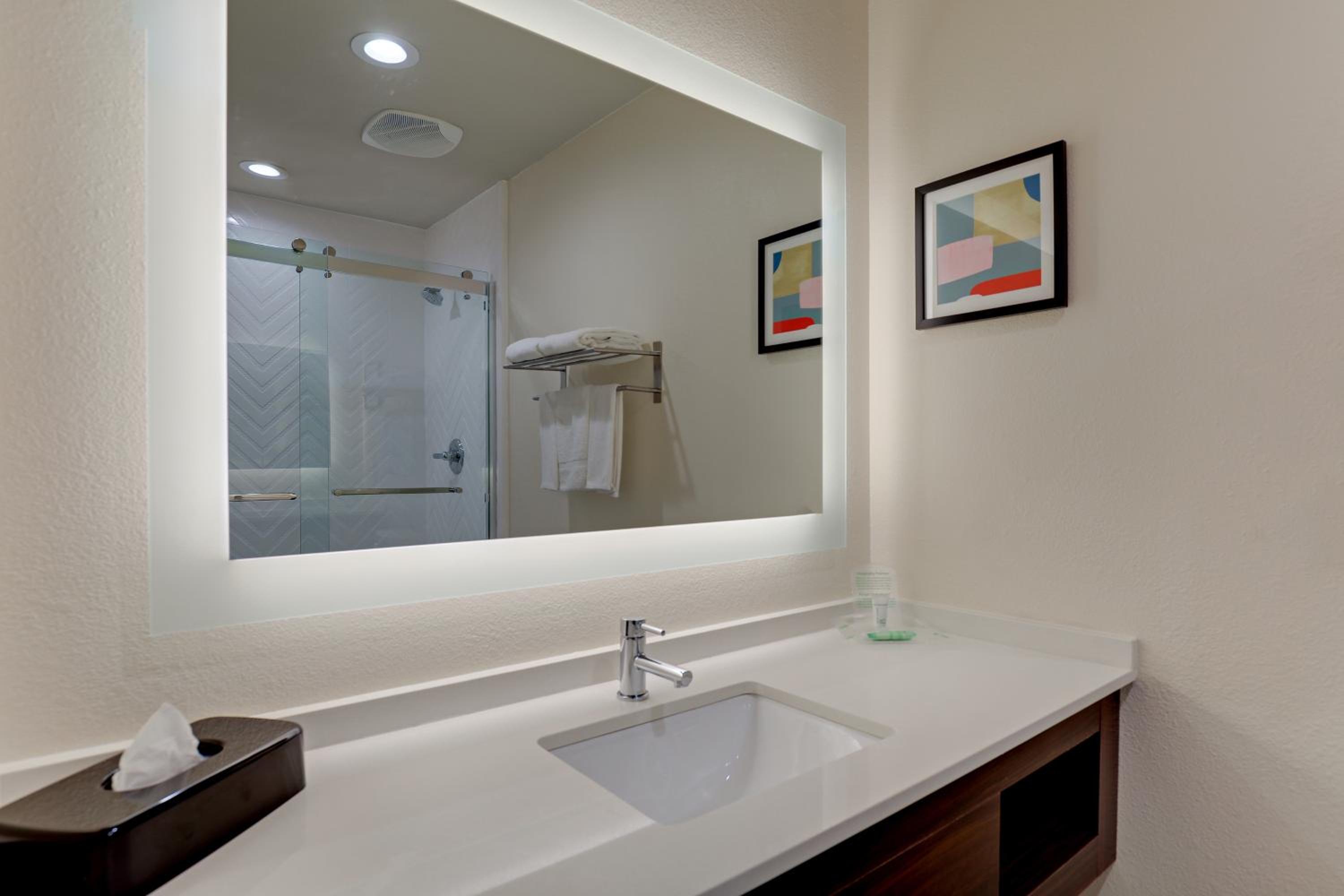 Executive King Room - Photo 3