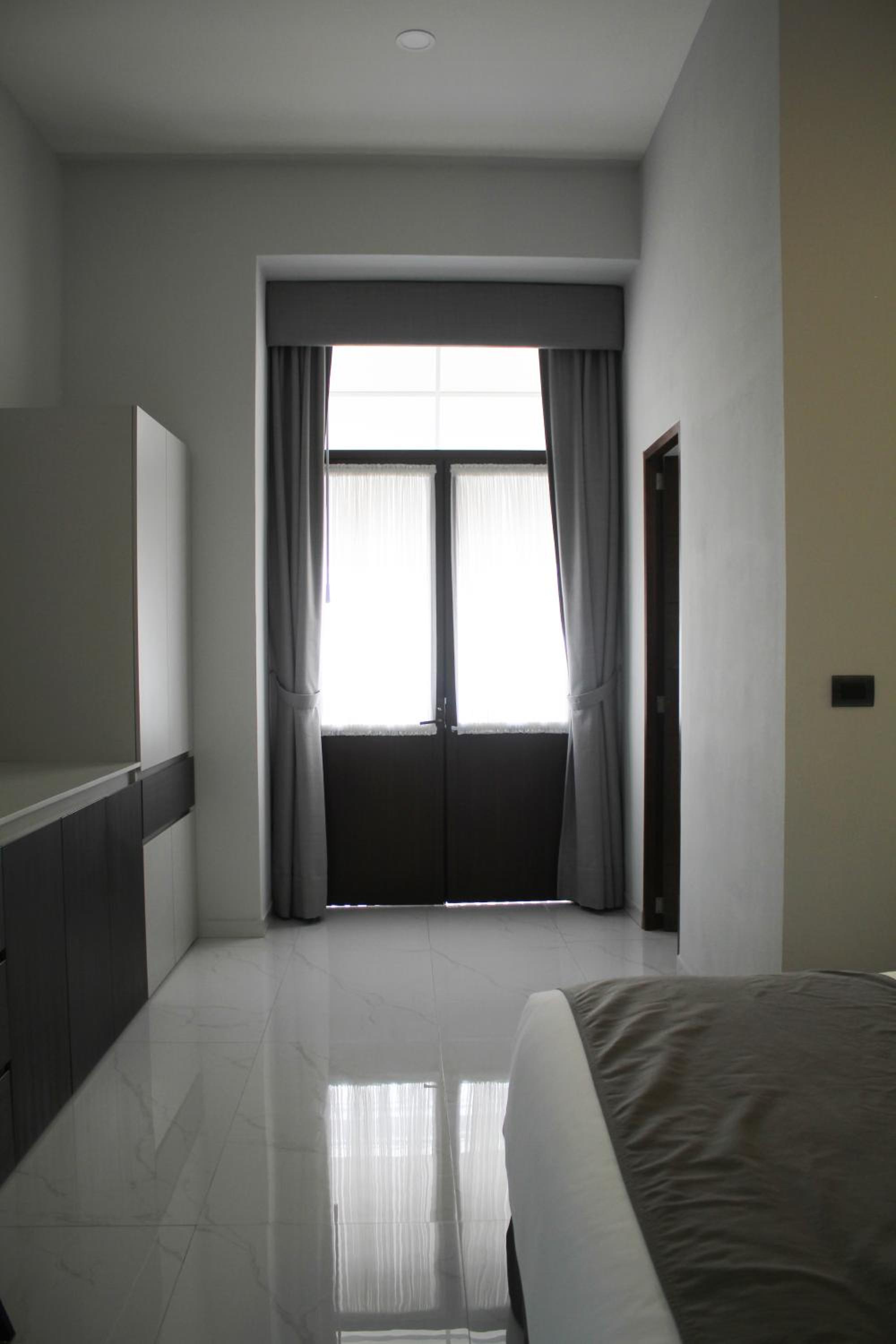 Suite with Balcony - Photo 7