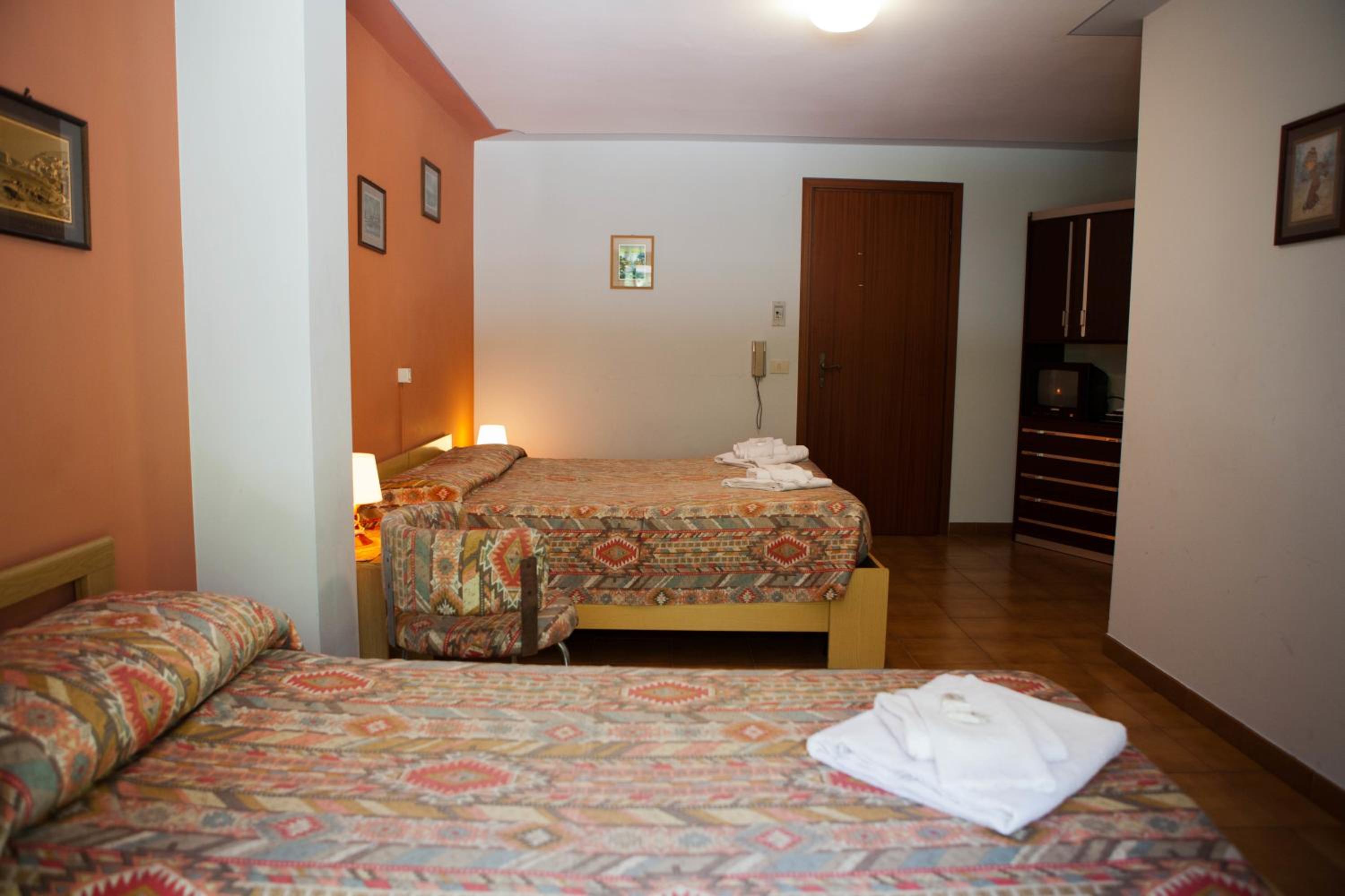 Triple Room photo 1