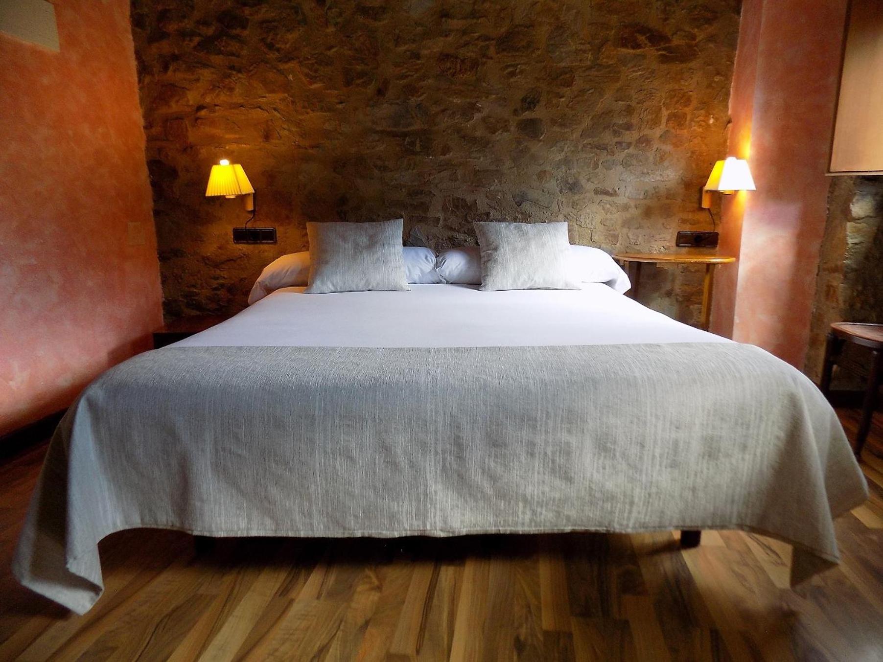 Double or Twin Room photo 2