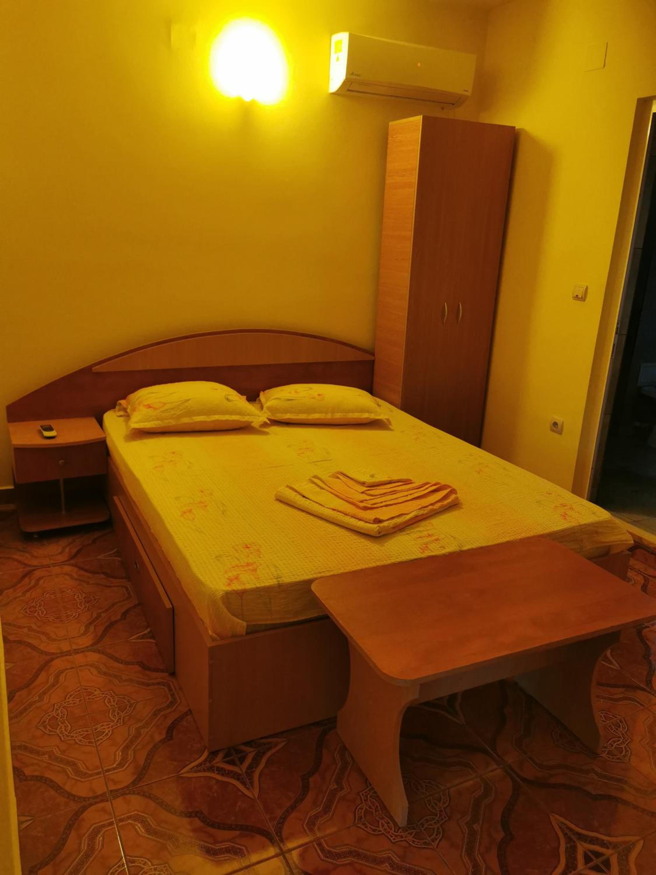 Double Room with Private Bathroom photo 1