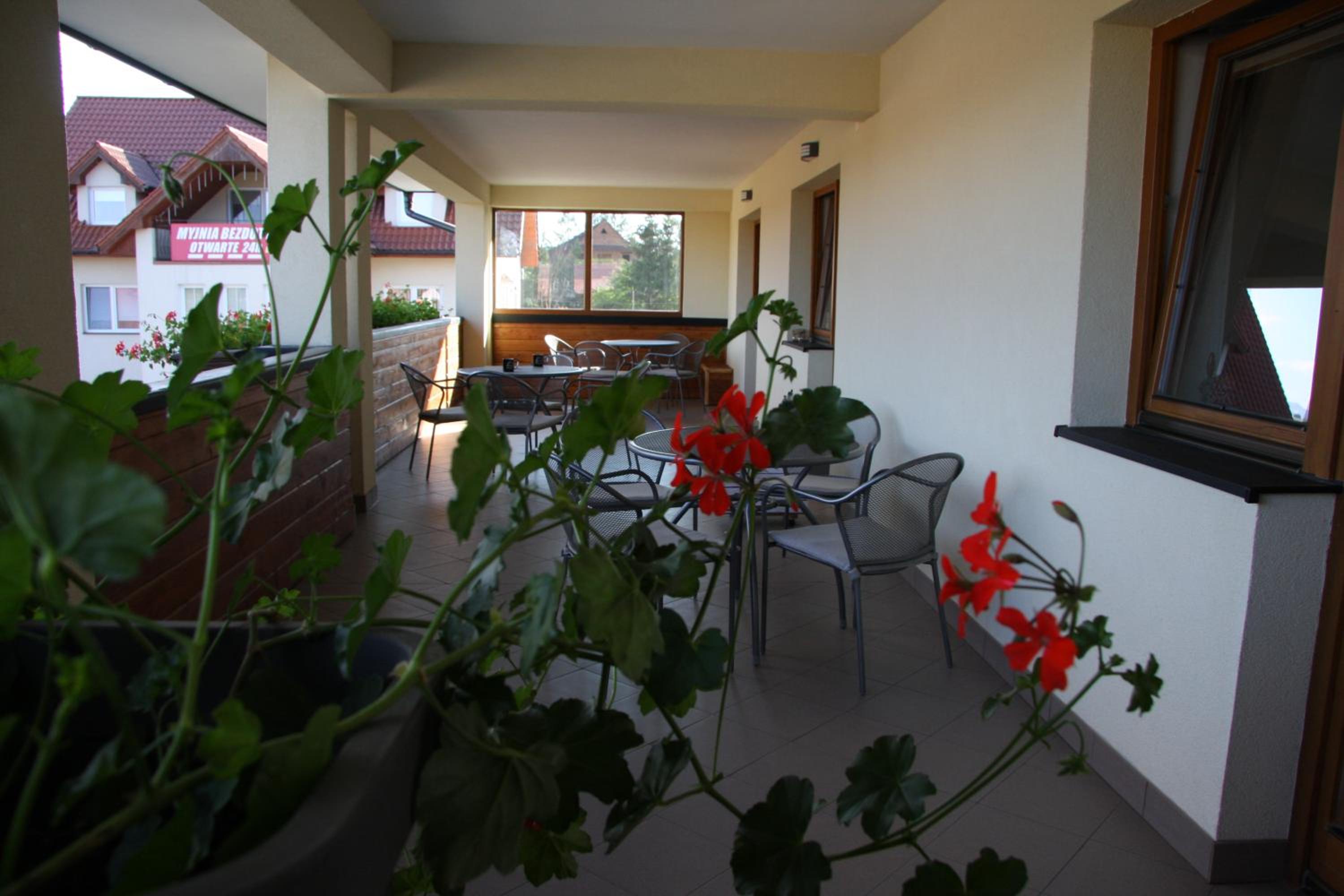 Triple Room with Private Bathroom - Photo 3
