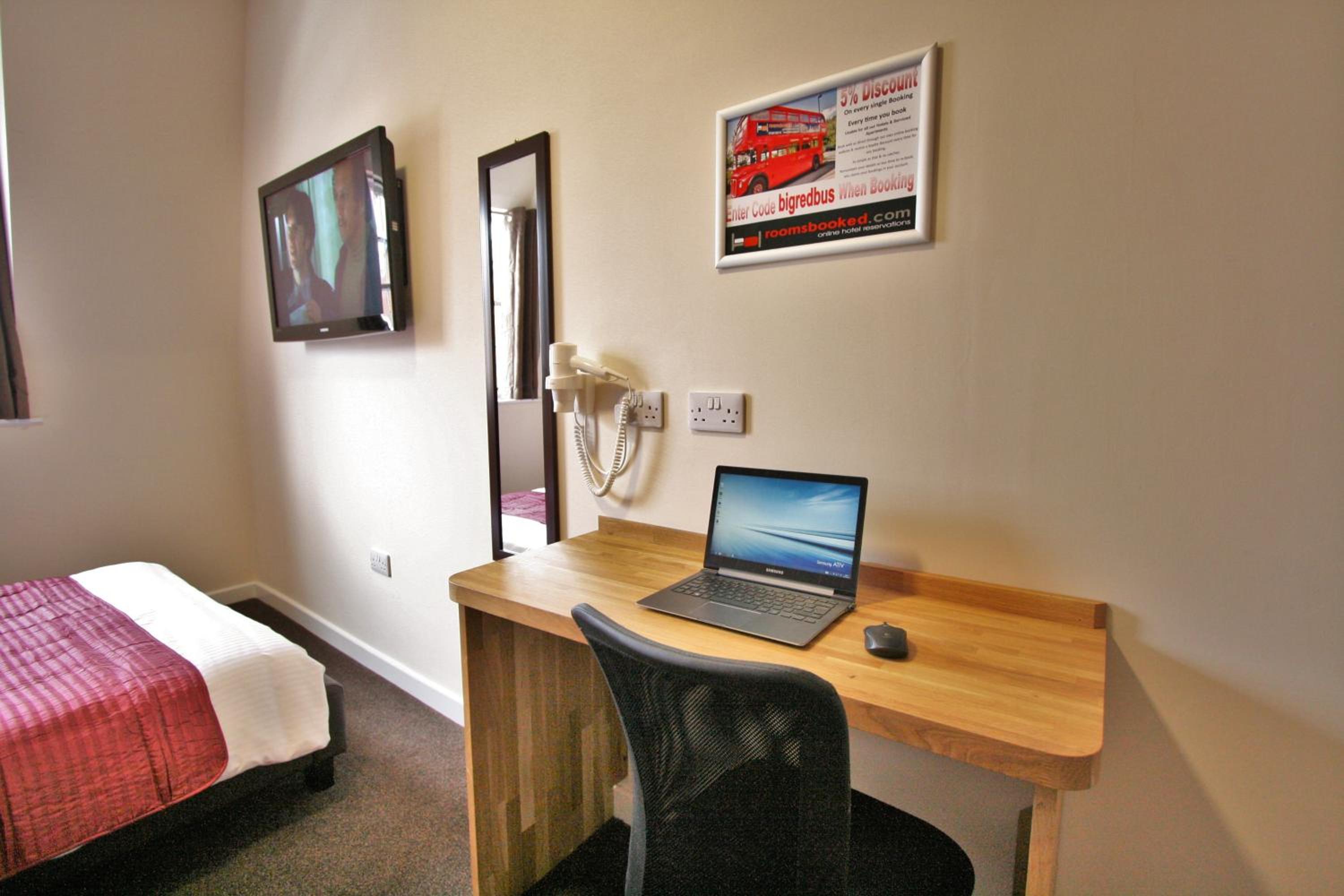 Double Room - Photo 2
