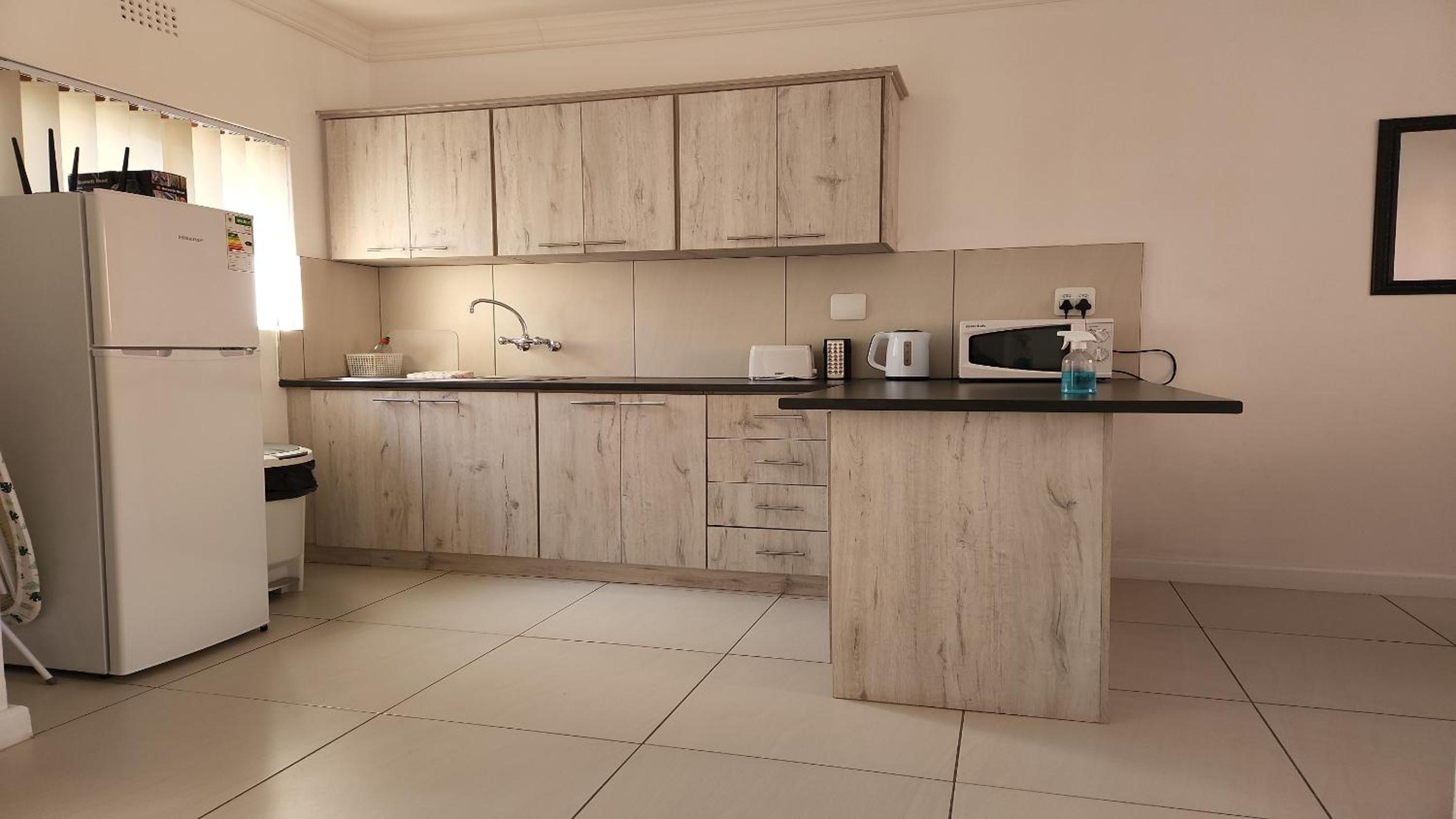 One-Bedroom Apartment - Photo 25