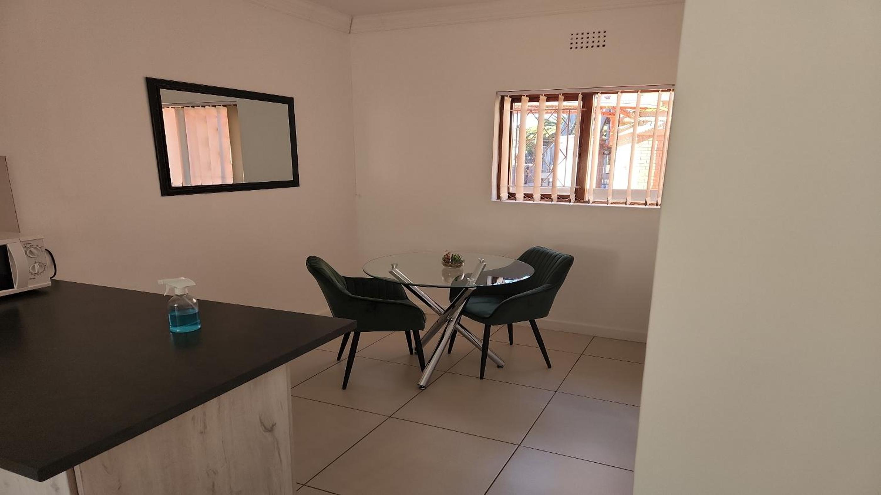 One-Bedroom Apartment - Photo 26