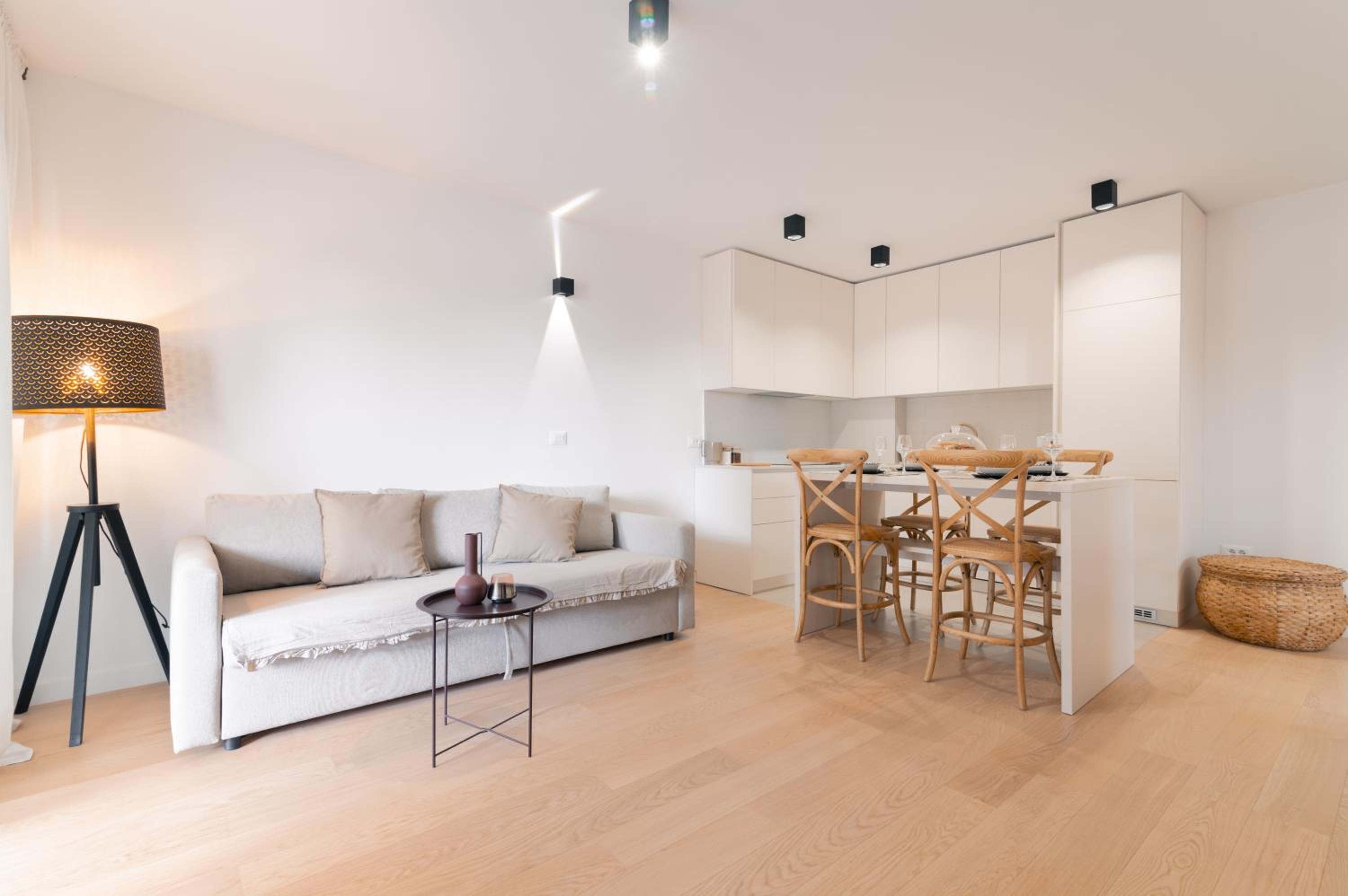 One-Bedroom Apartment - Photo 5