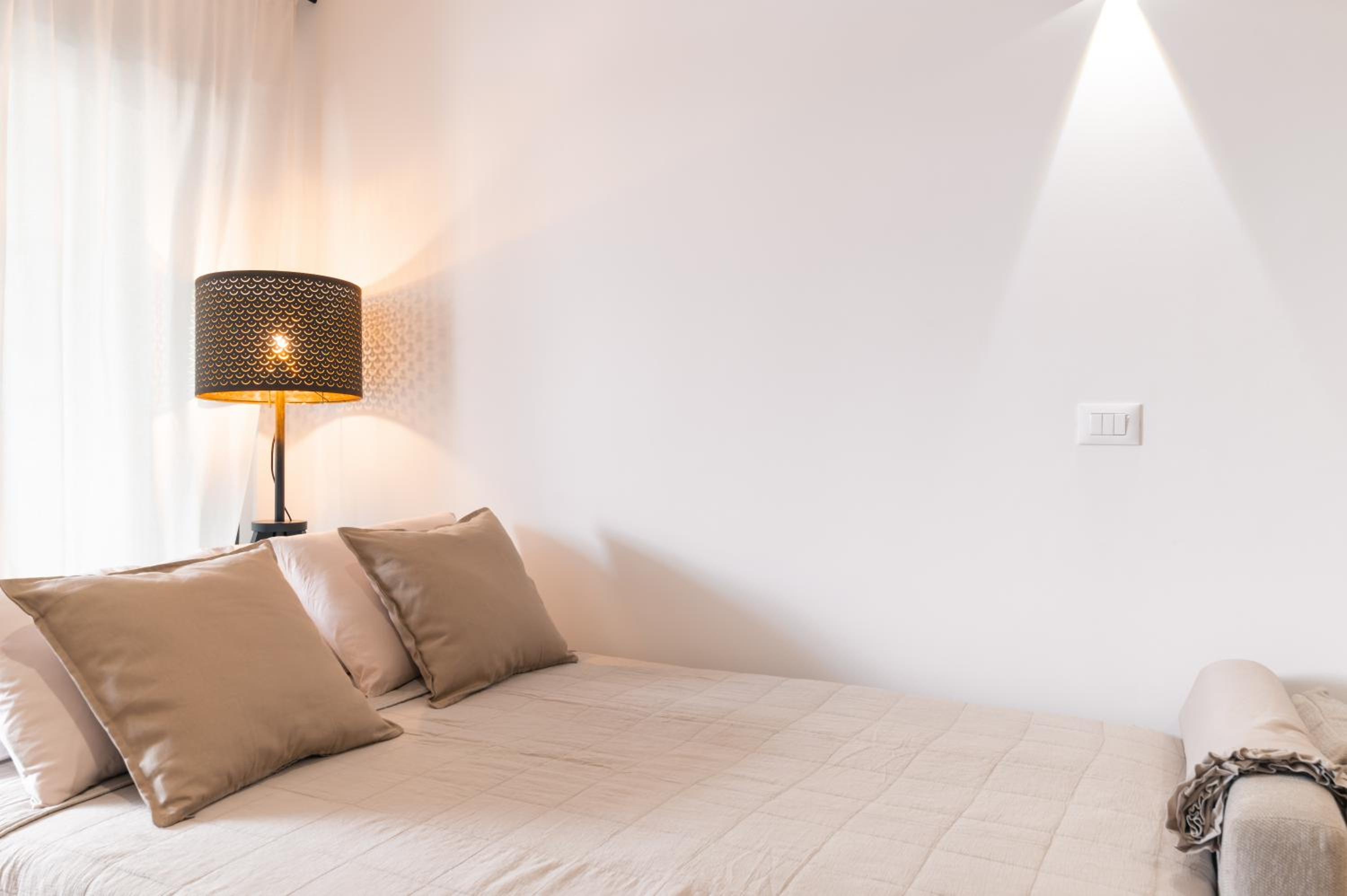 One-Bedroom Apartment - Photo 33