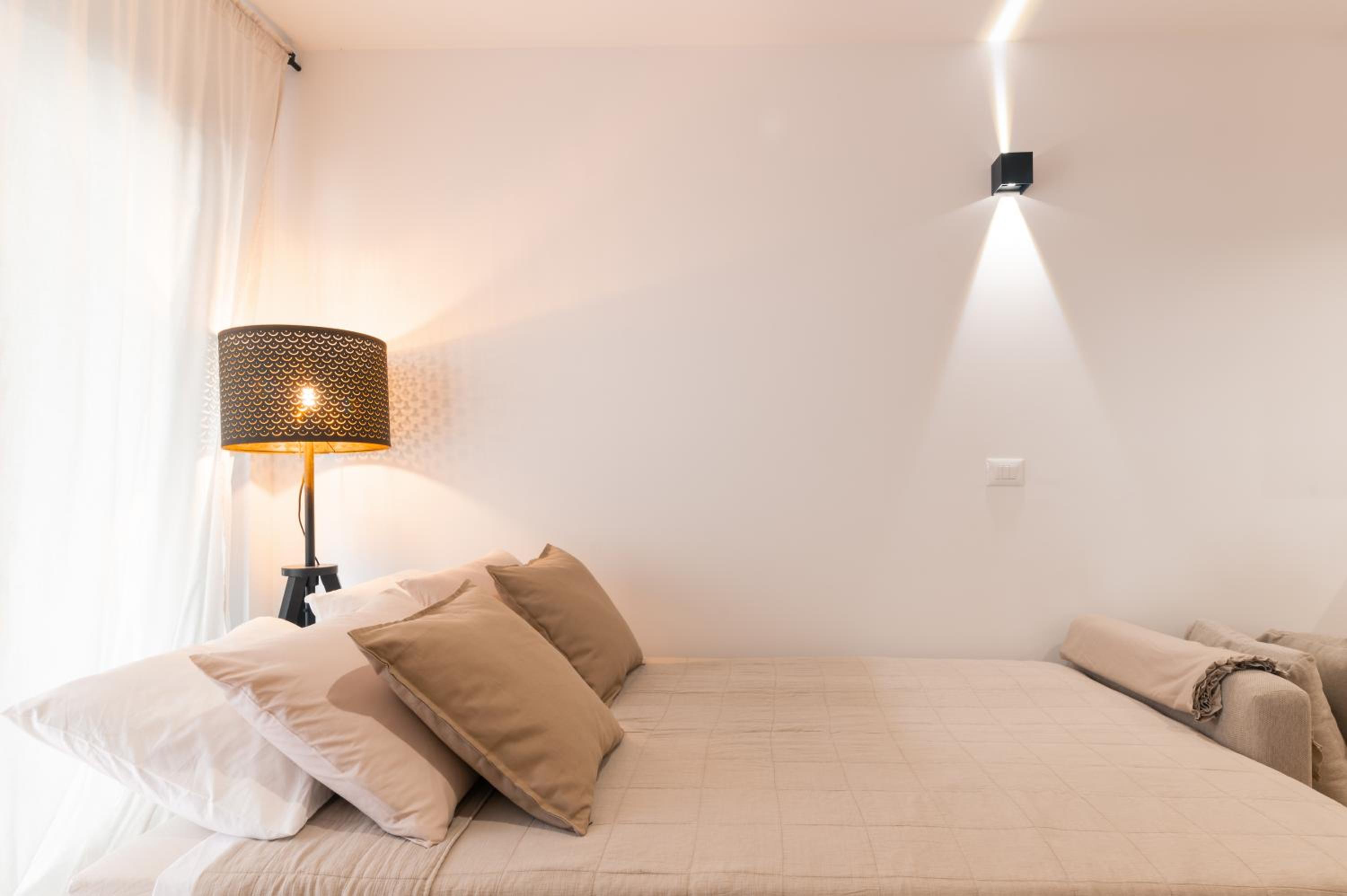 One-Bedroom Apartment - Photo 17
