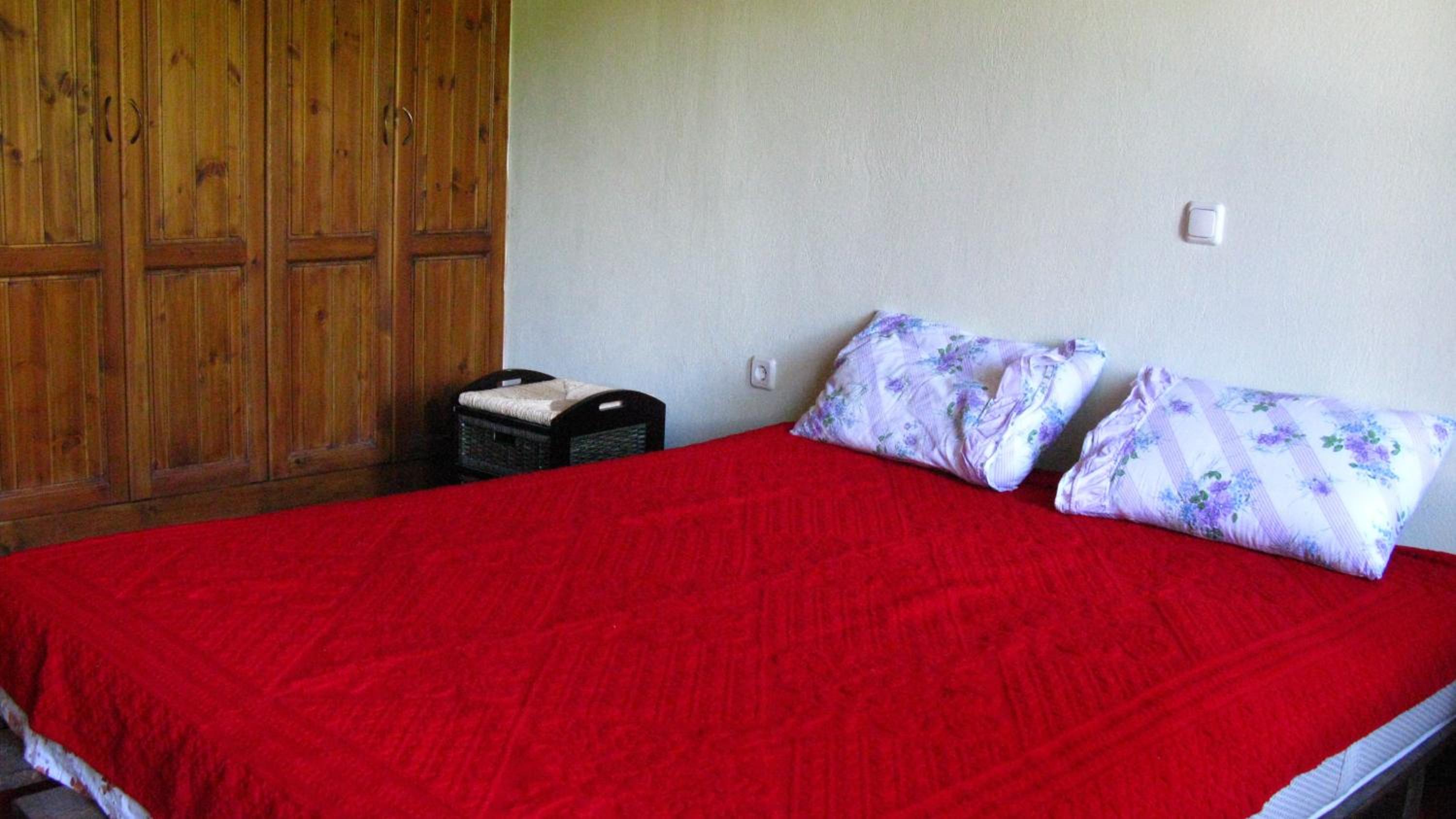 Two-Bedroom House photo 3