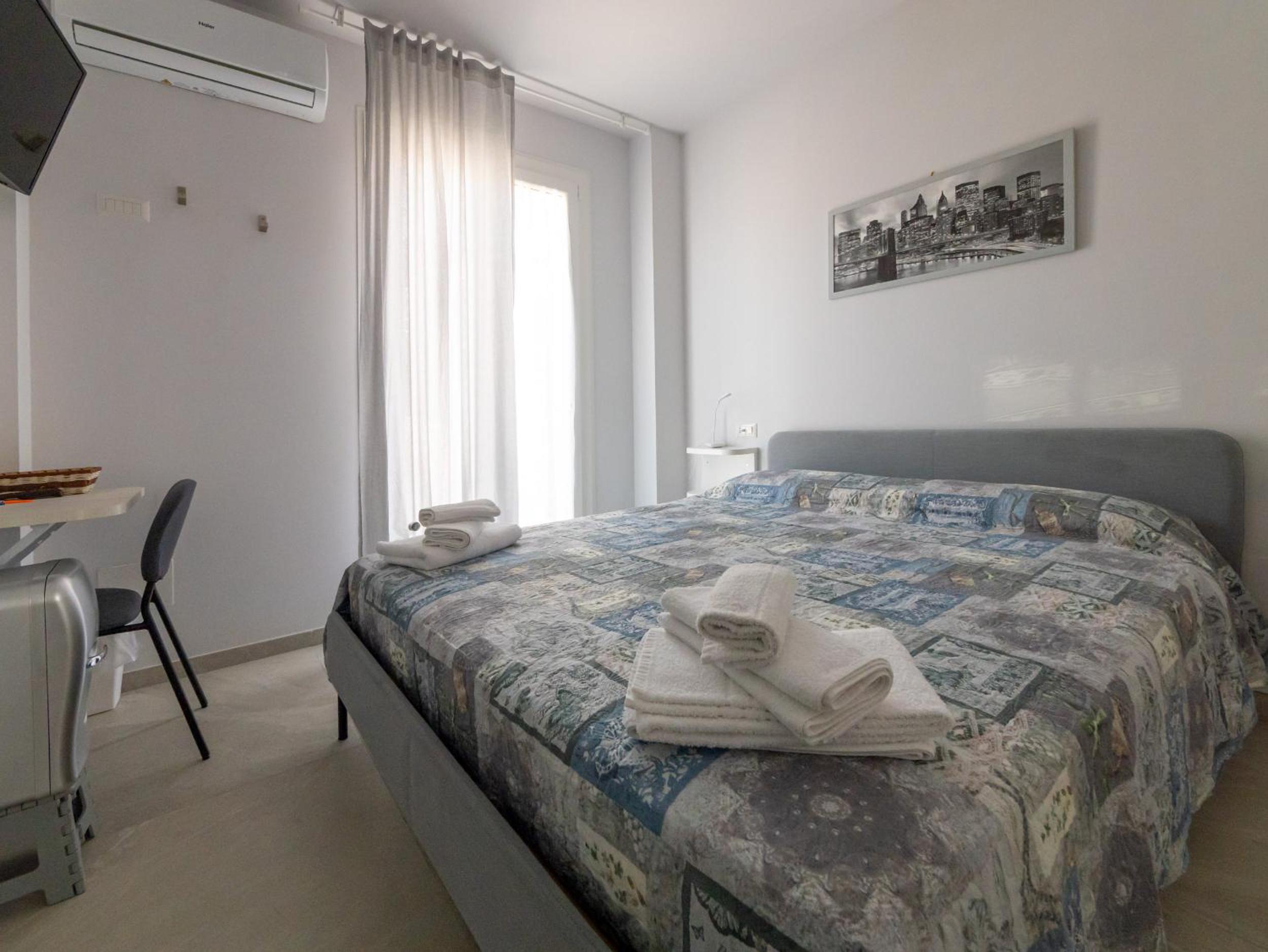 Double Room with Balcony photo 3