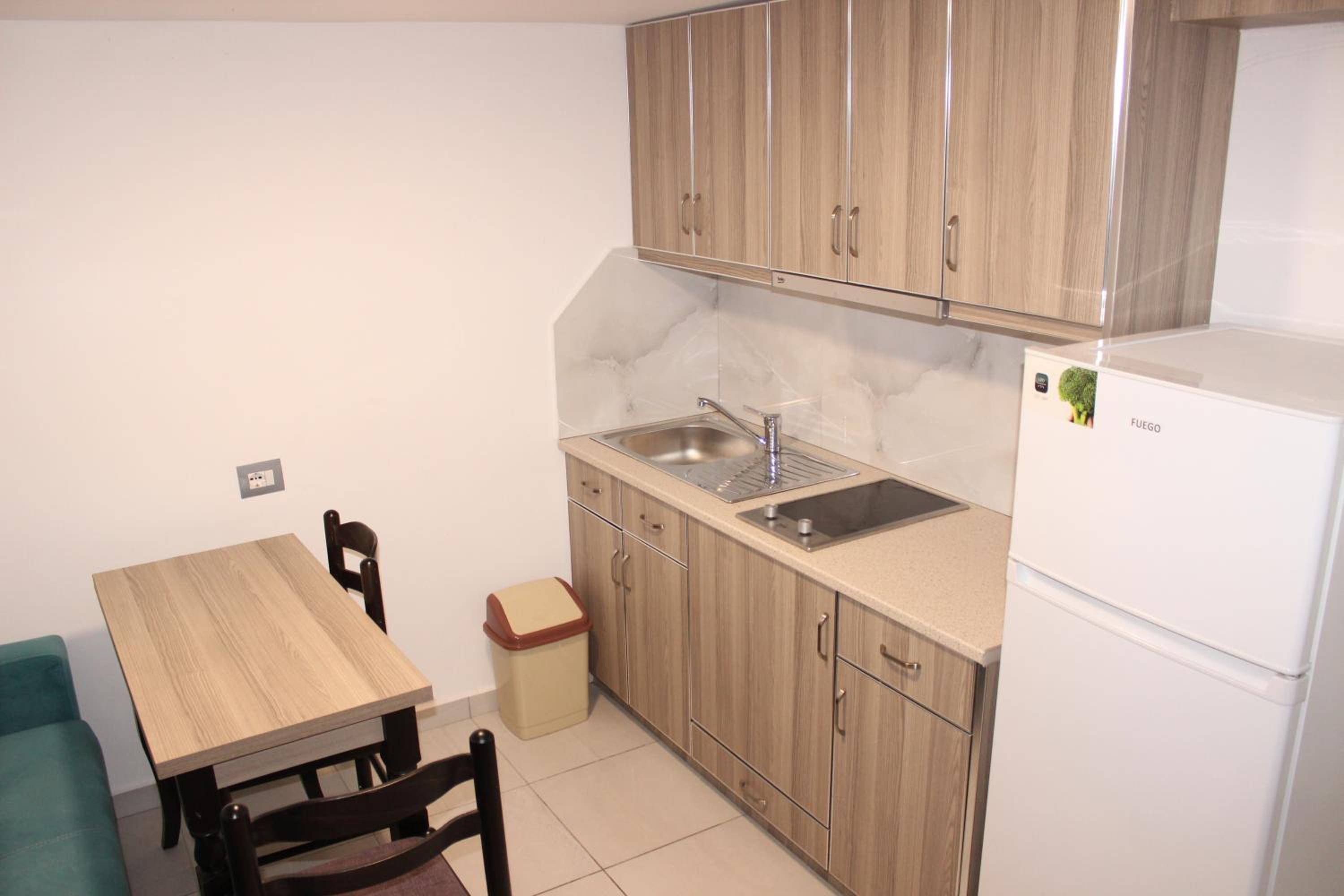 Studio Apartment photo 2