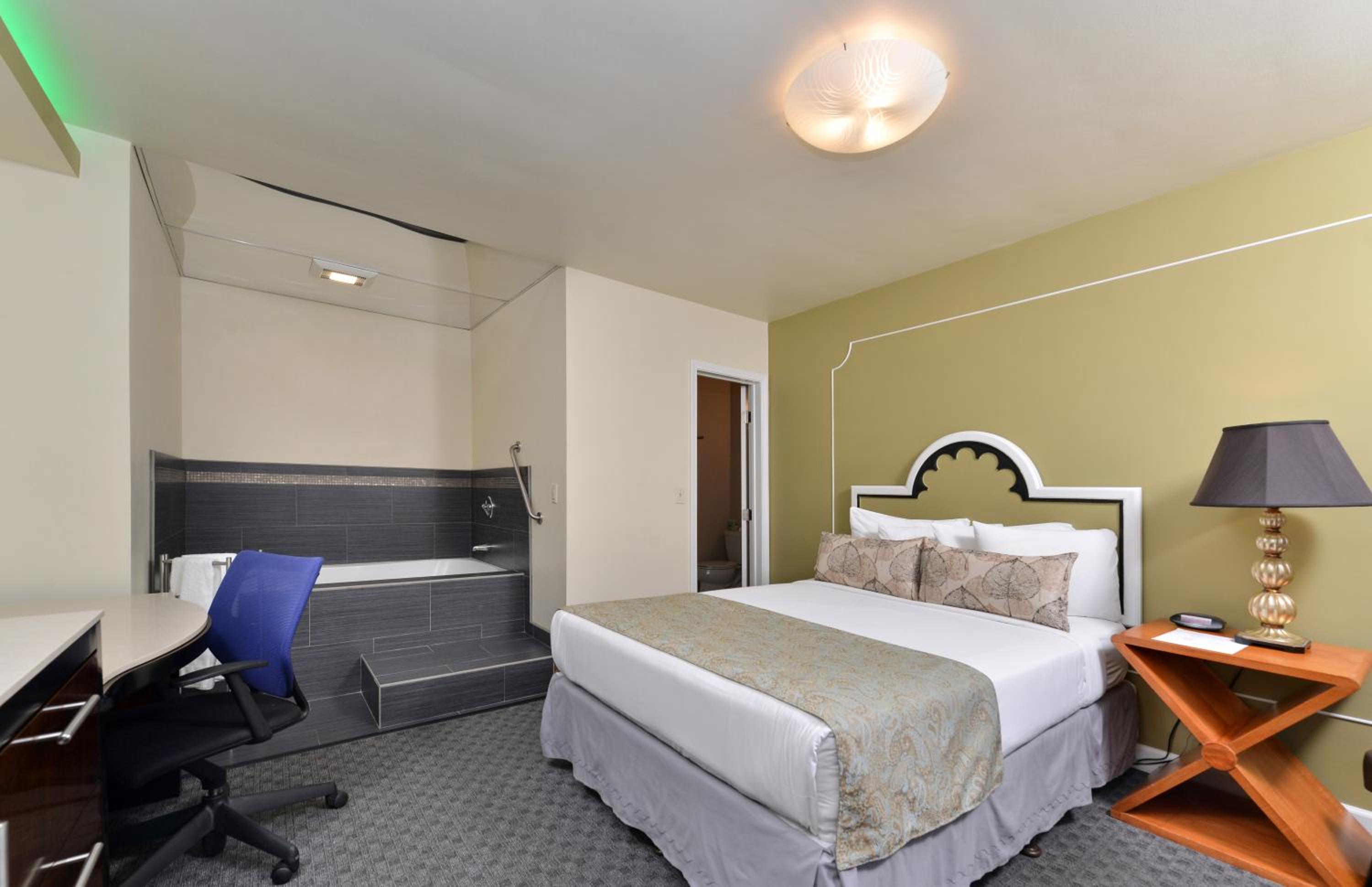 Queen Room with Spa Bath - Non Smoking - Photo 7