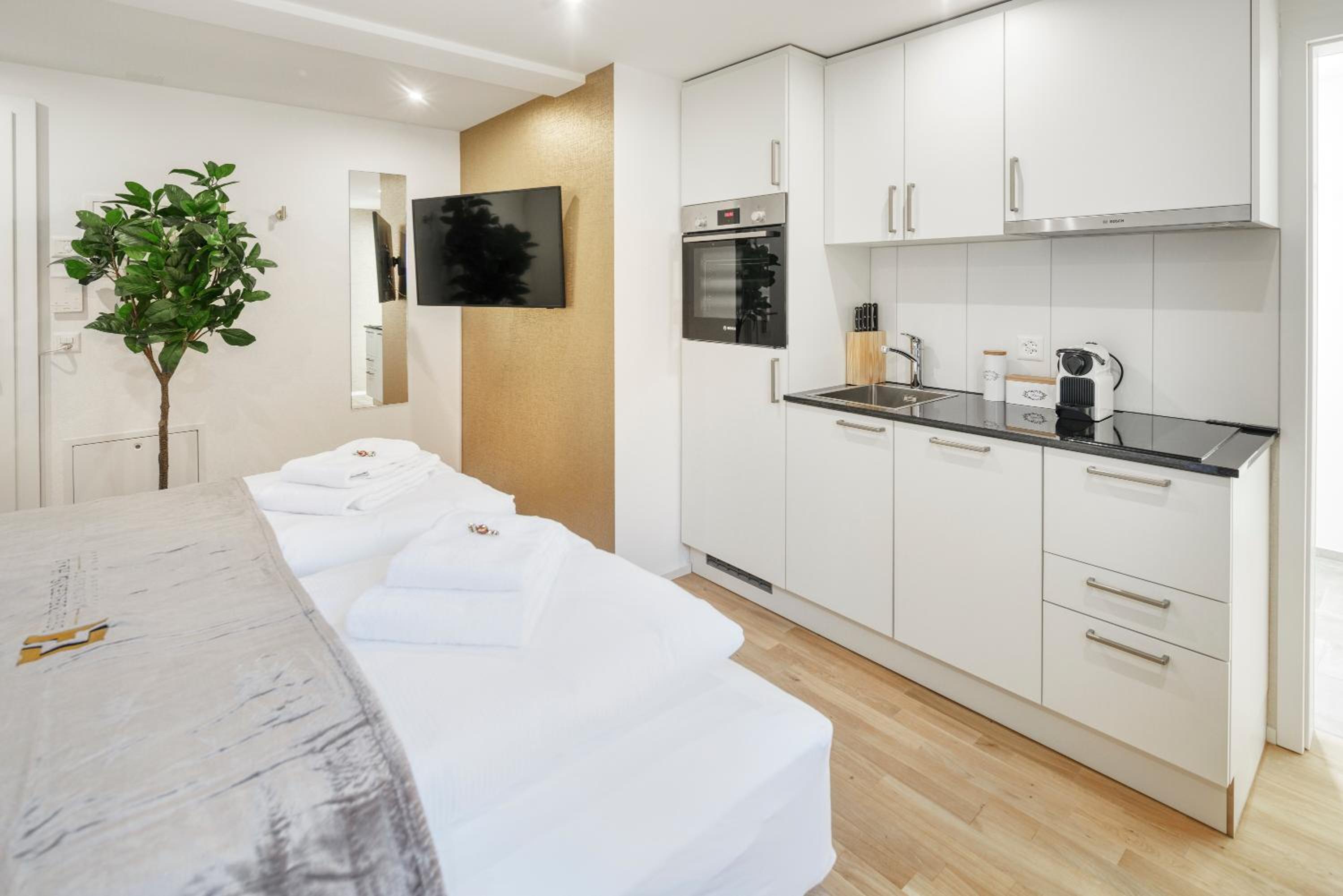 Modern Studio