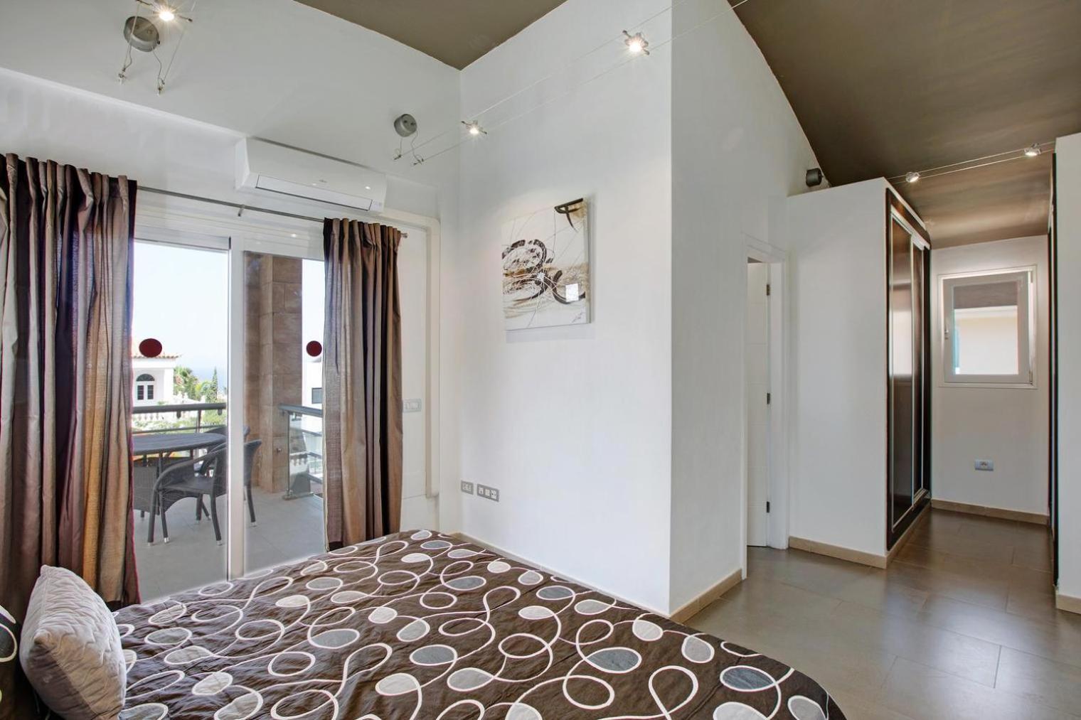 Casa de cuatro habitaciones