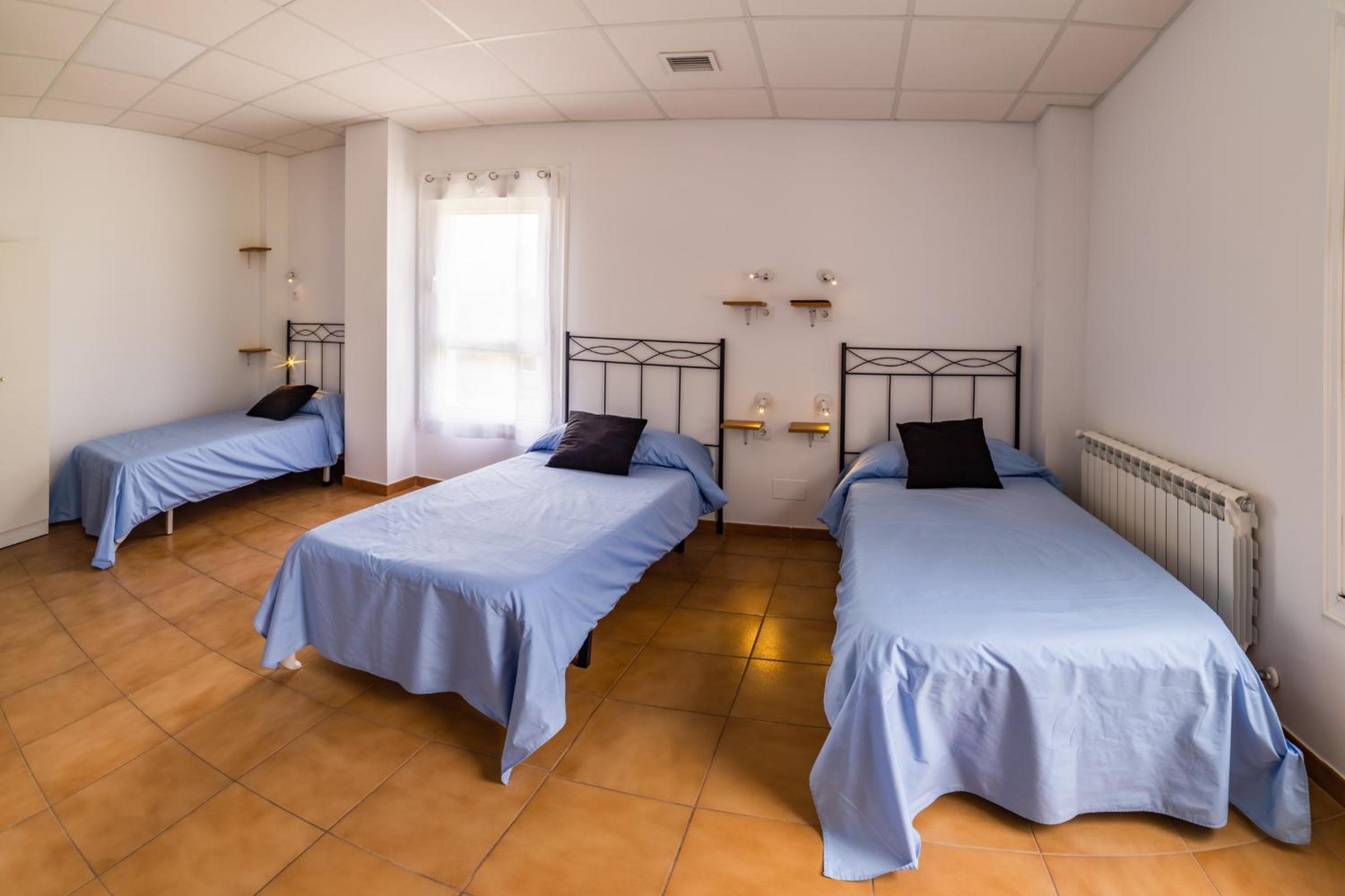 Triple Room with Private Bathroom