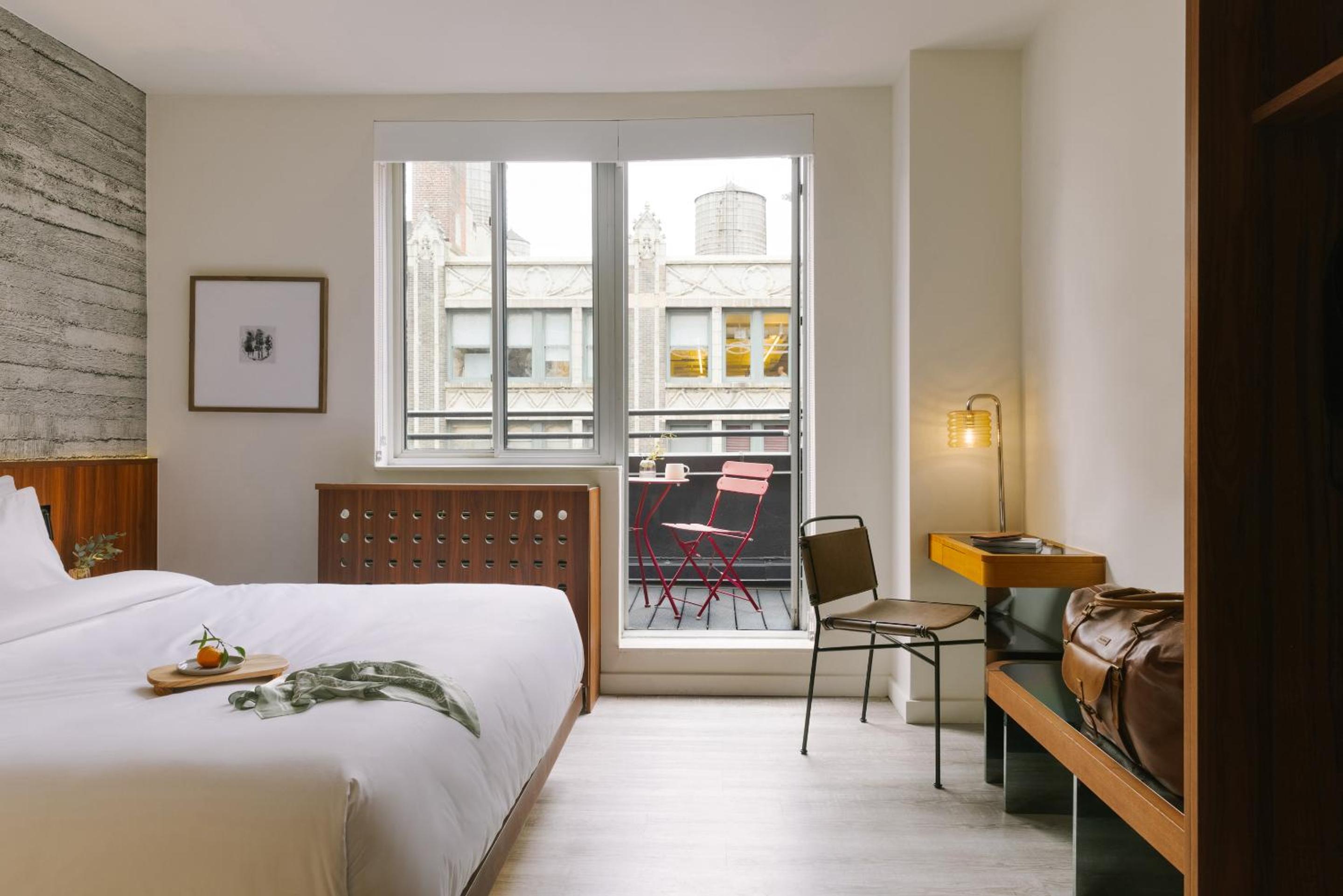 King Room With Balcony photo 2