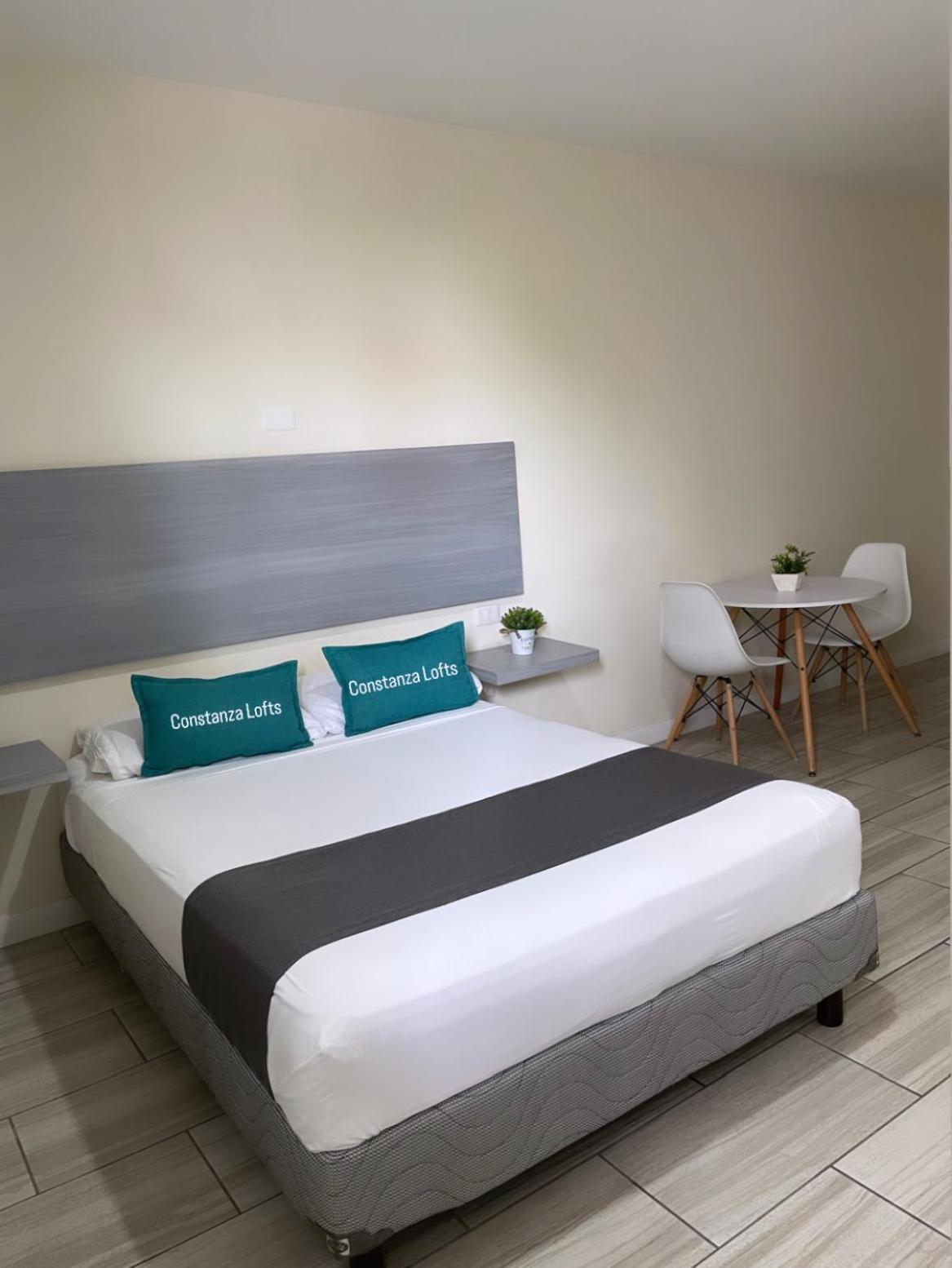 Double Room - Photo 8