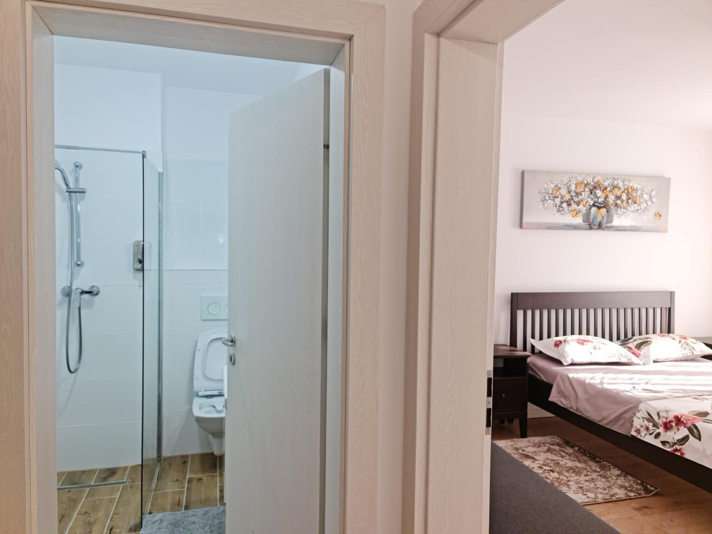 Two-Bedroom Apartment - Photo 16
