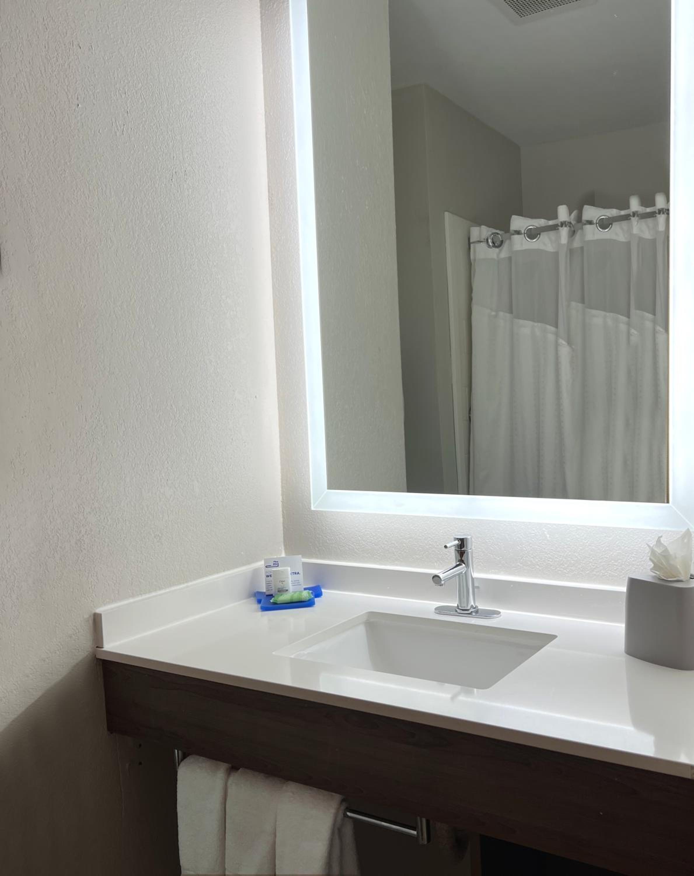 Standard Room - Photo 3