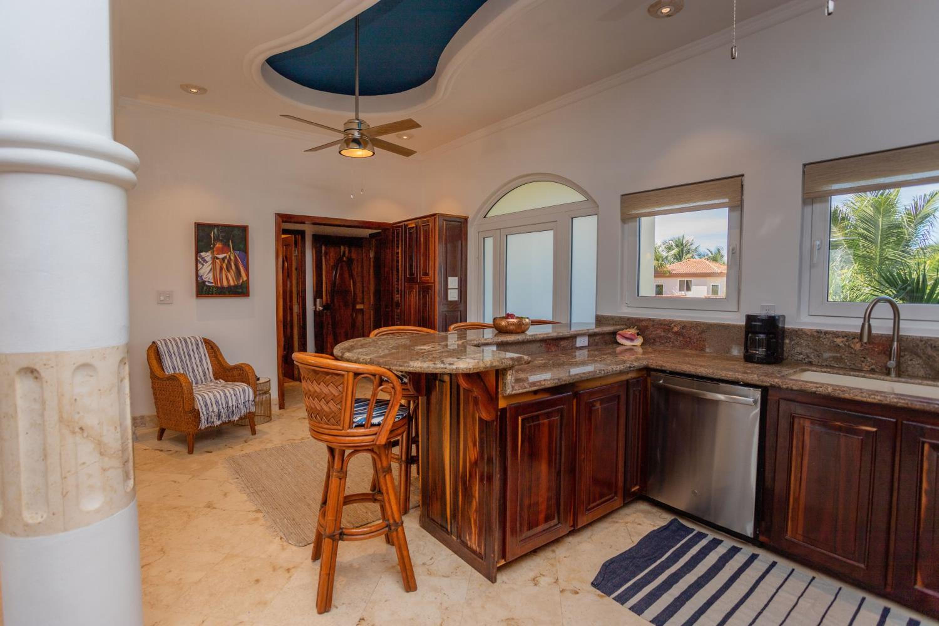 Three-Bedroom Villa photo 2