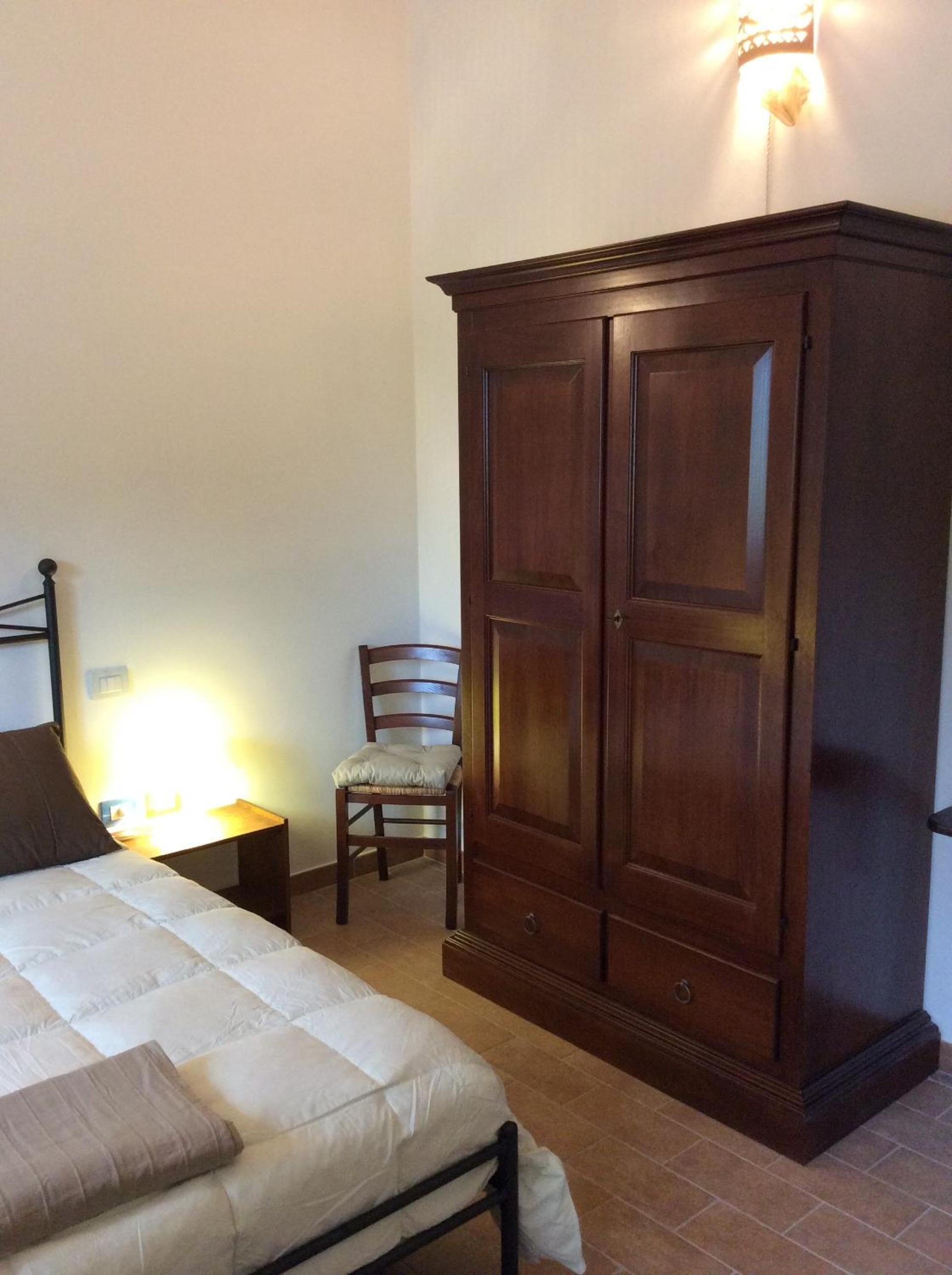 Double Room - Disability Access photo 2
